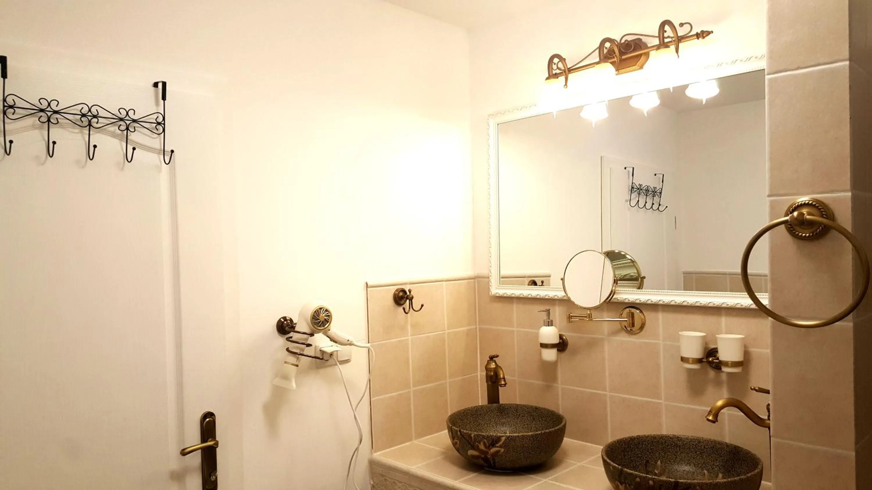 Bathroom in Rooms Villa Harmonie - Adults Only +14