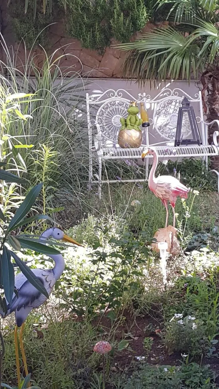 Garden in Rooms Villa Harmonie - Adults Only +14