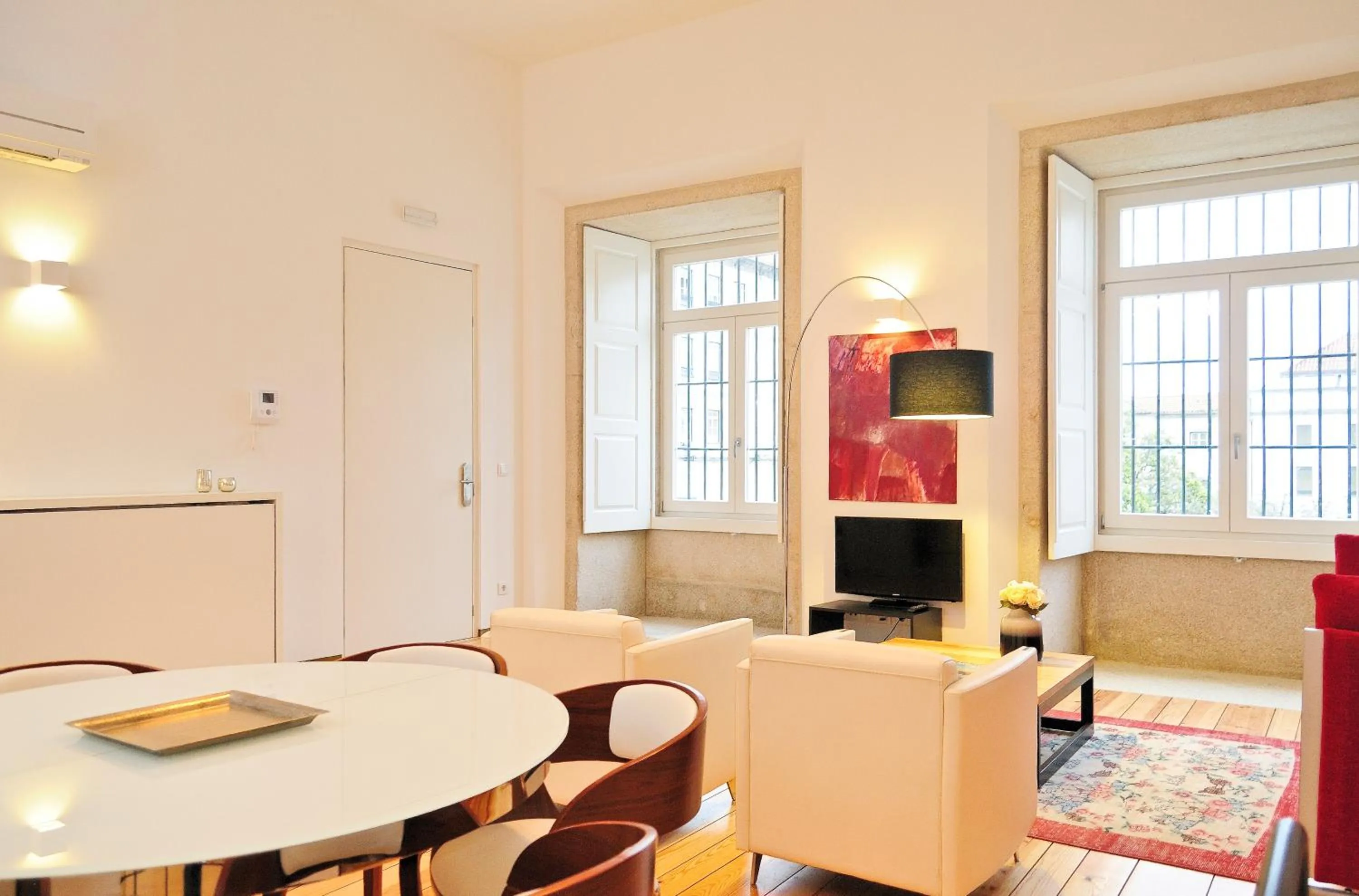 Living room in Condes de Azevedo Palace Apartments