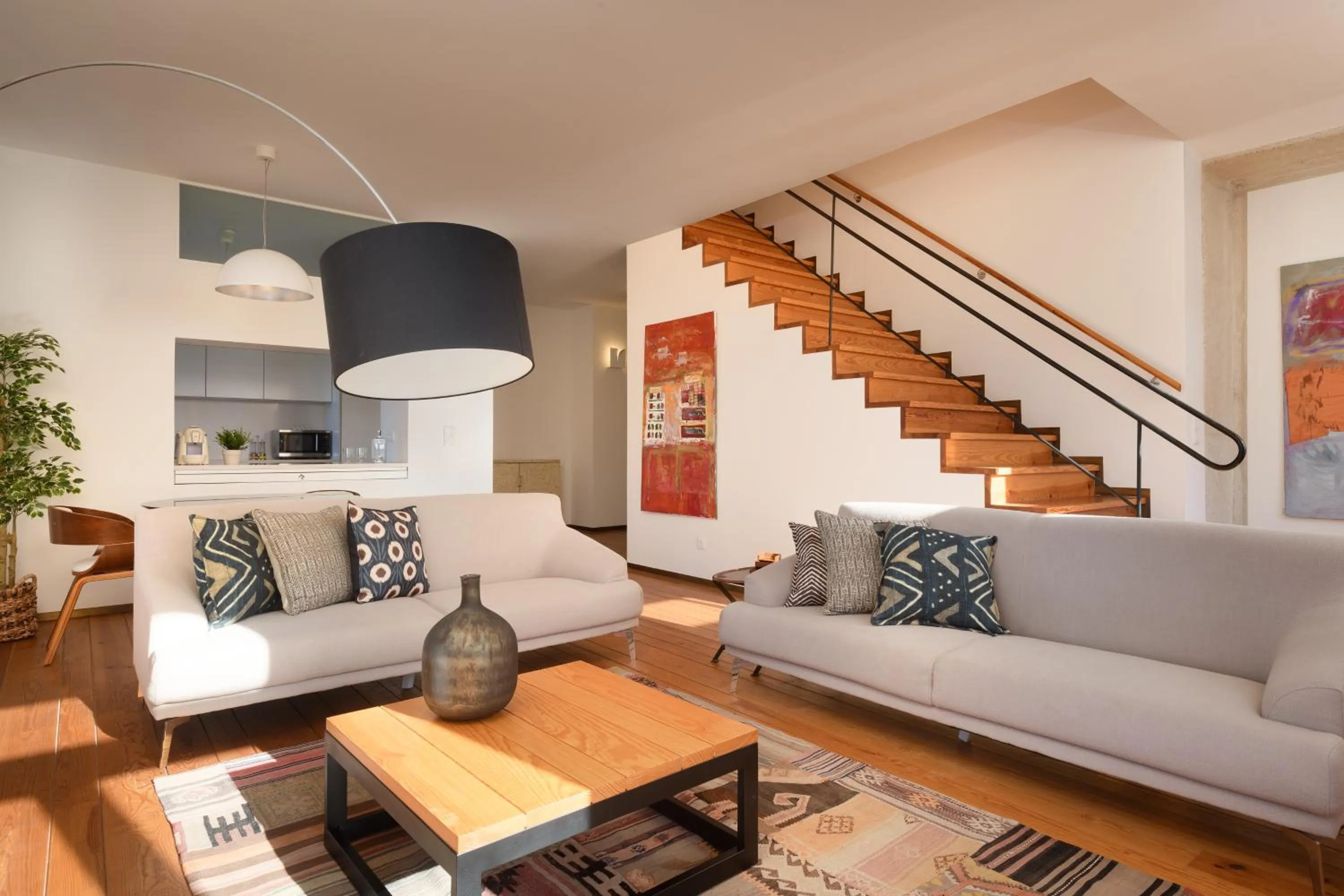 Living room in Condes de Azevedo Palace Apartments