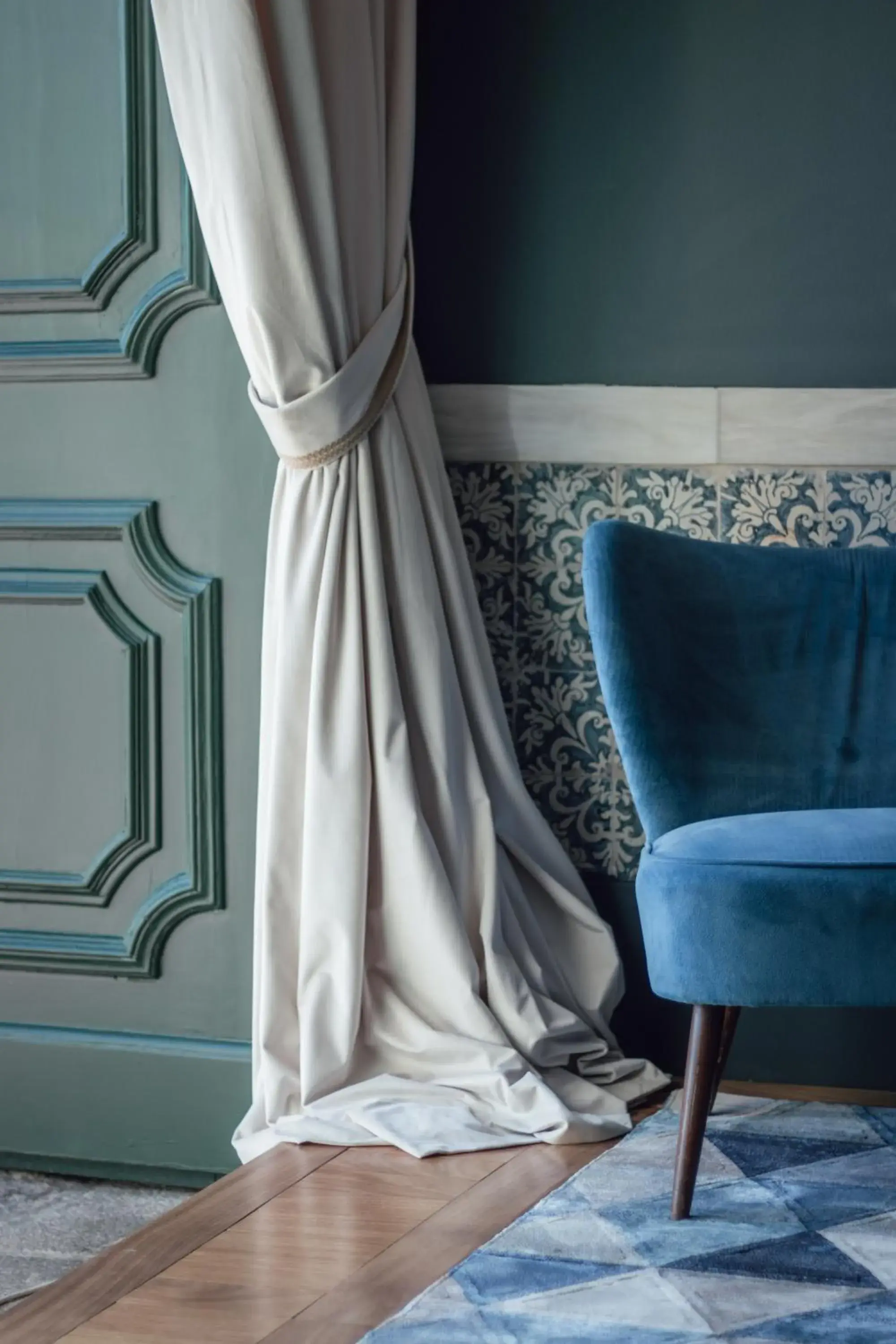 Living room in Condes de Azevedo Palace Apartments Living room in Condes de Azevedo Palace Apartments