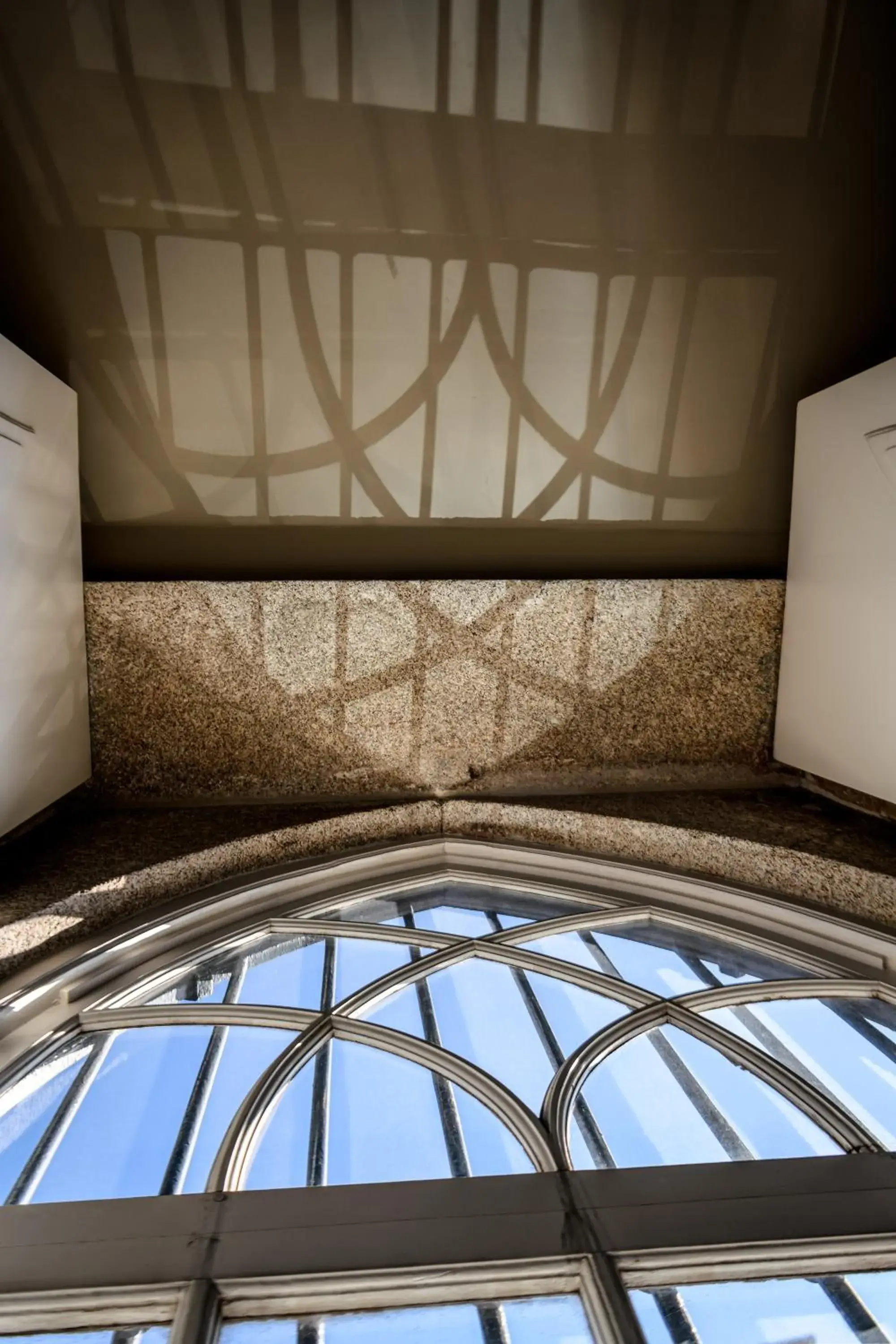 Property building in Condes de Azevedo Palace Apartments Property building in Condes de Azevedo Palace Apartments