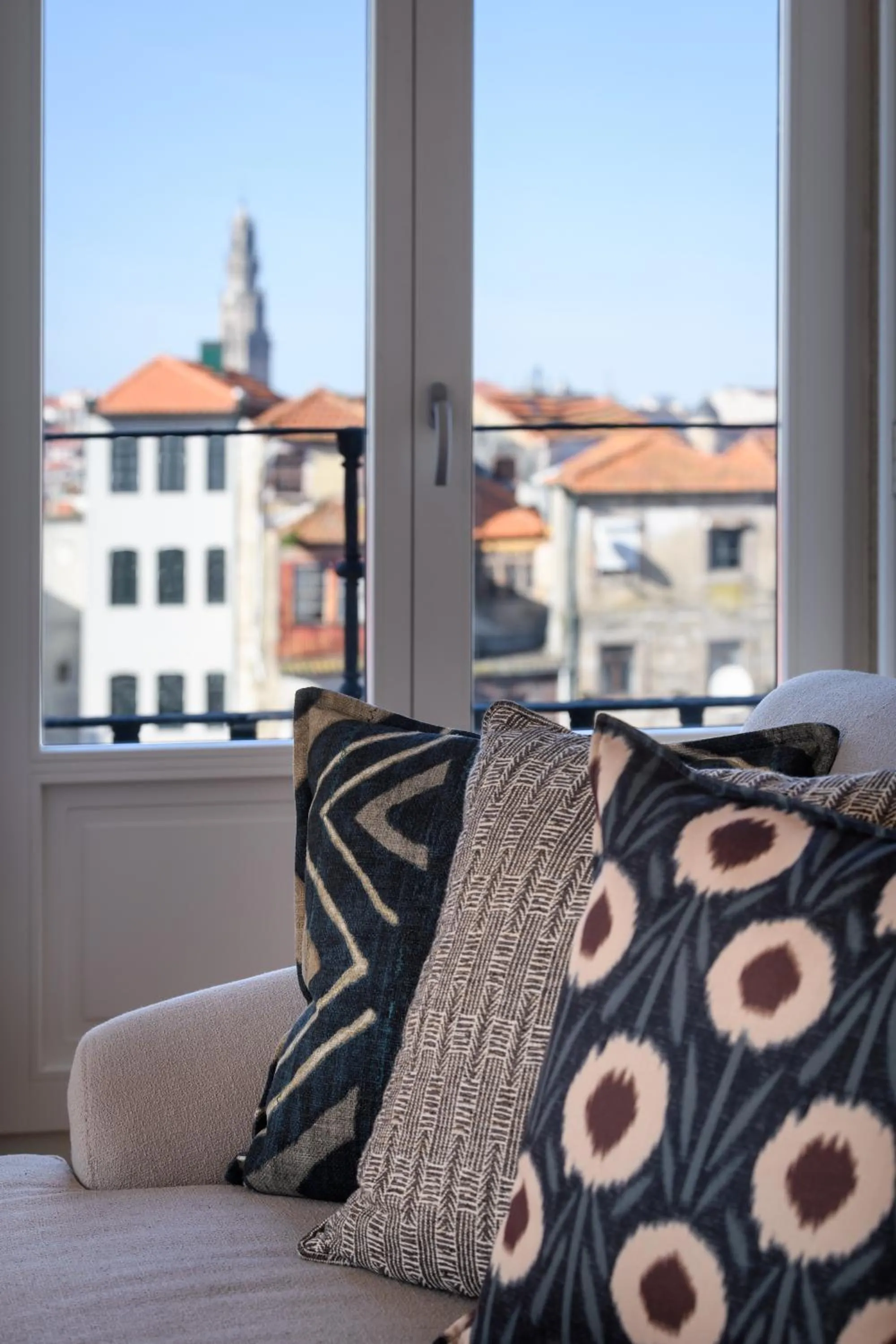 Day, Bed in Condes de Azevedo Palace Apartments