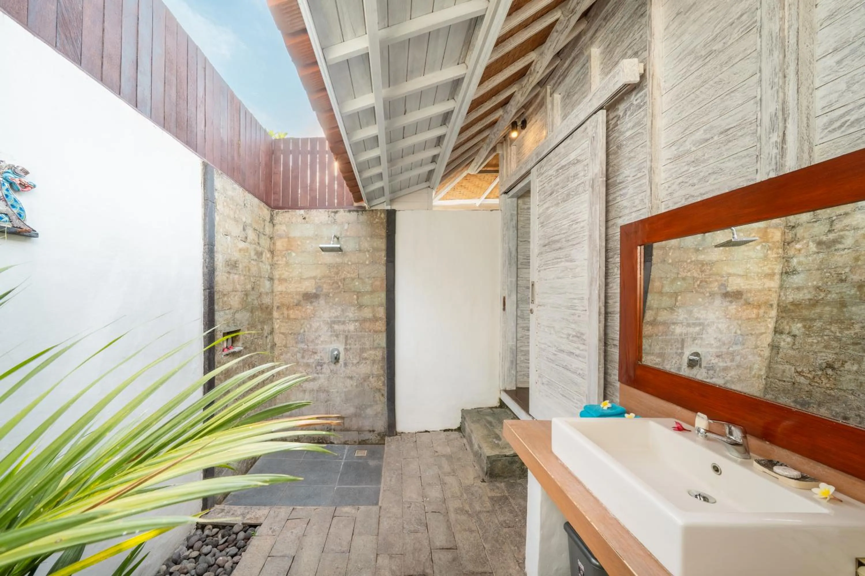 Public Bath in Bukit Taman Cottages