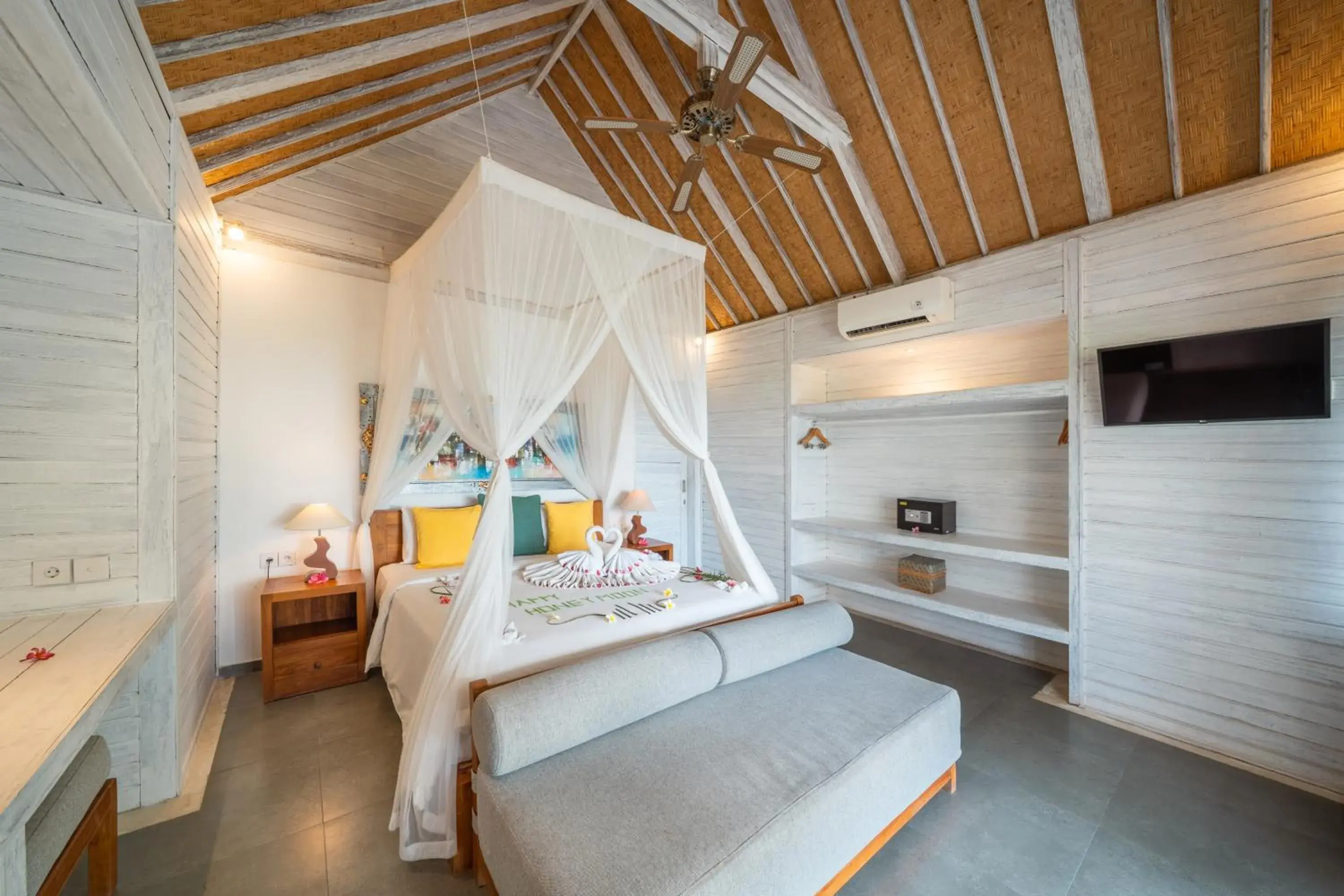 Deluxe Double Room with Sea View in Bukit Taman Cottages Deluxe Double Room with Sea View in Bukit Taman Cottages