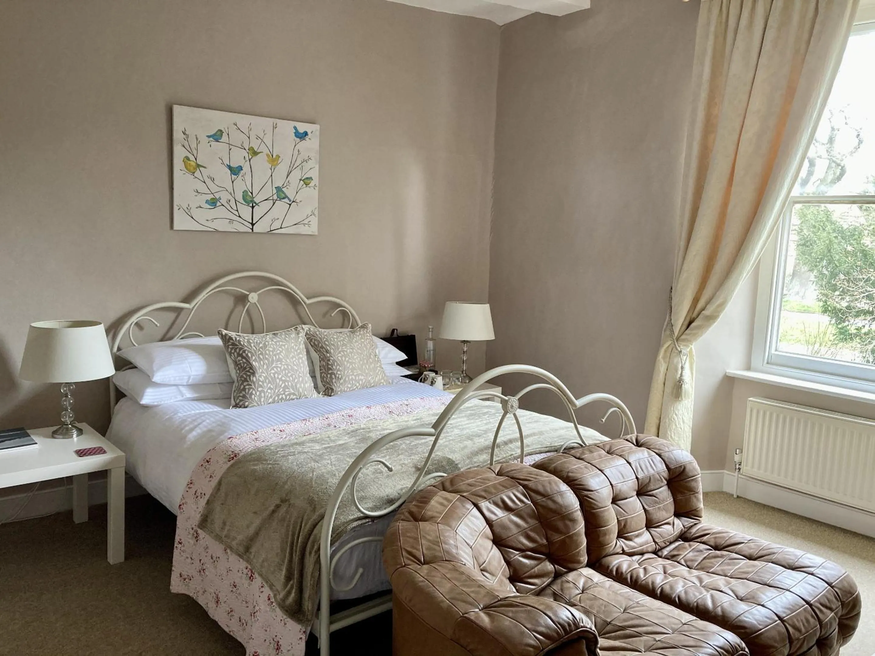 Bedroom, Bed in Grange Farm