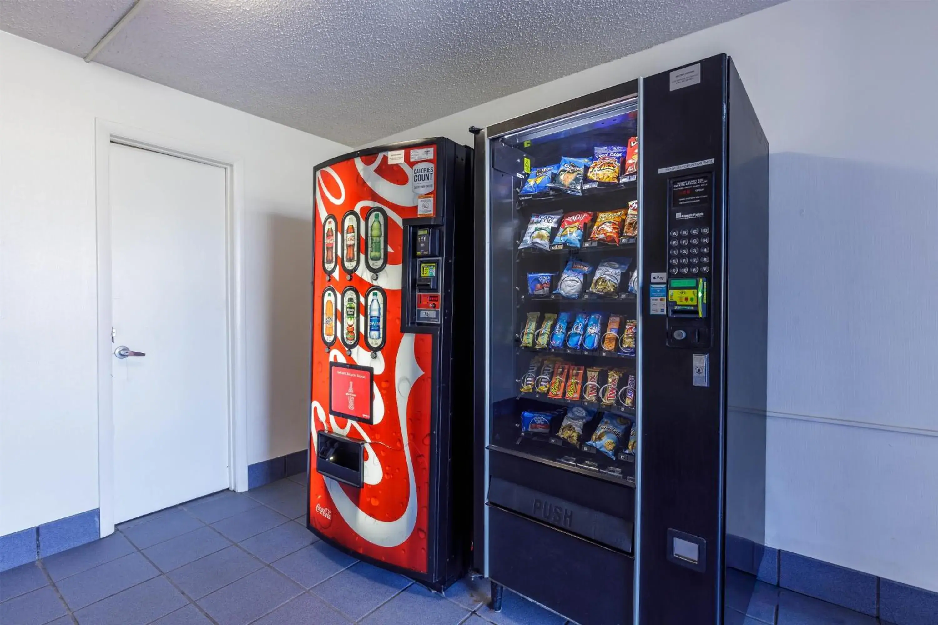 Food and drinks in Motel 6-Dumfries, VA Food and drinks in Motel 6-Dumfries, VA