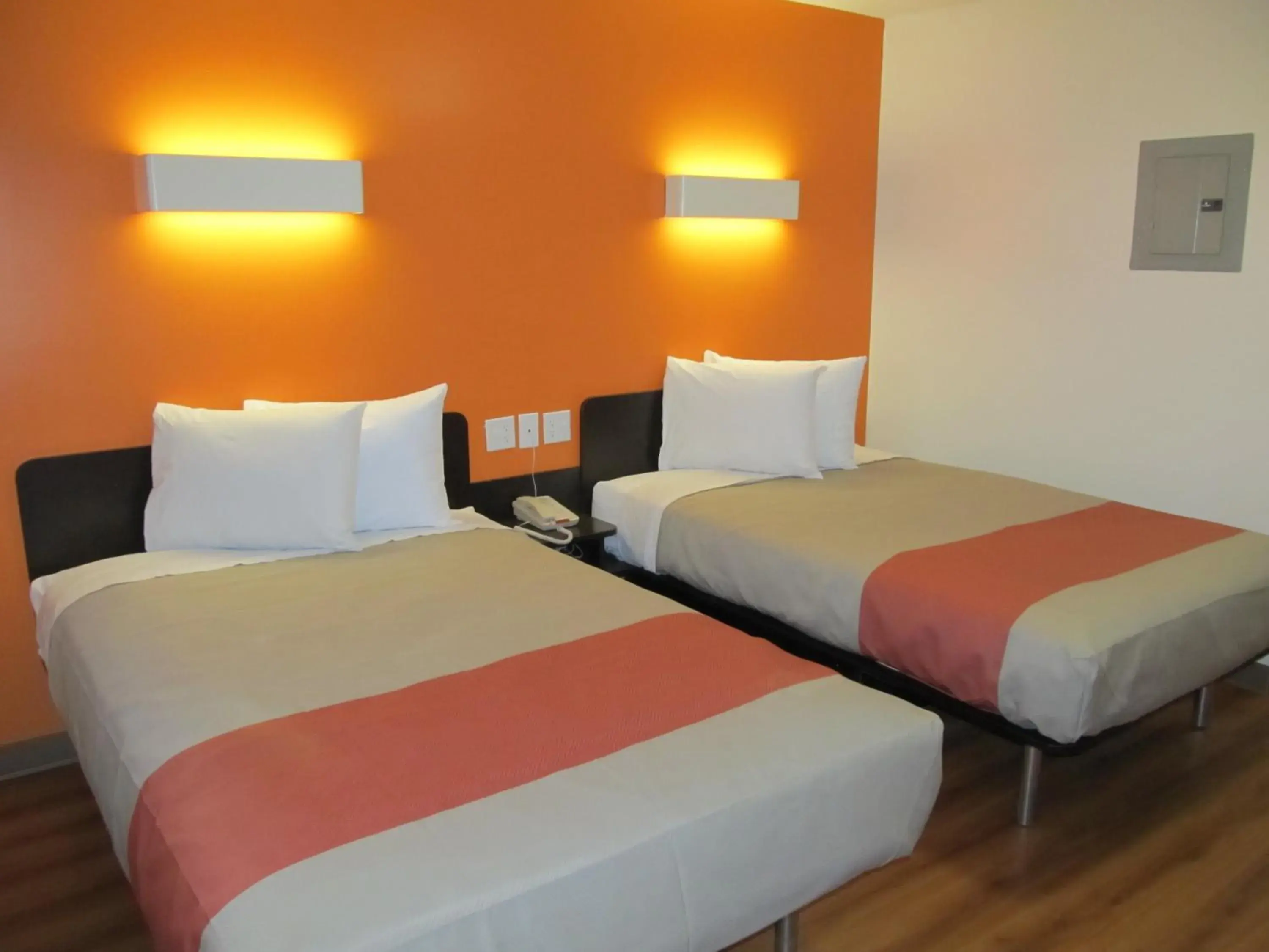 Quadruple Room - Smoking in Motel 6-Augusta, GA - Fort Gordon Quadruple Room - Smoking in Motel 6-Augusta, GA - Fort Gordon