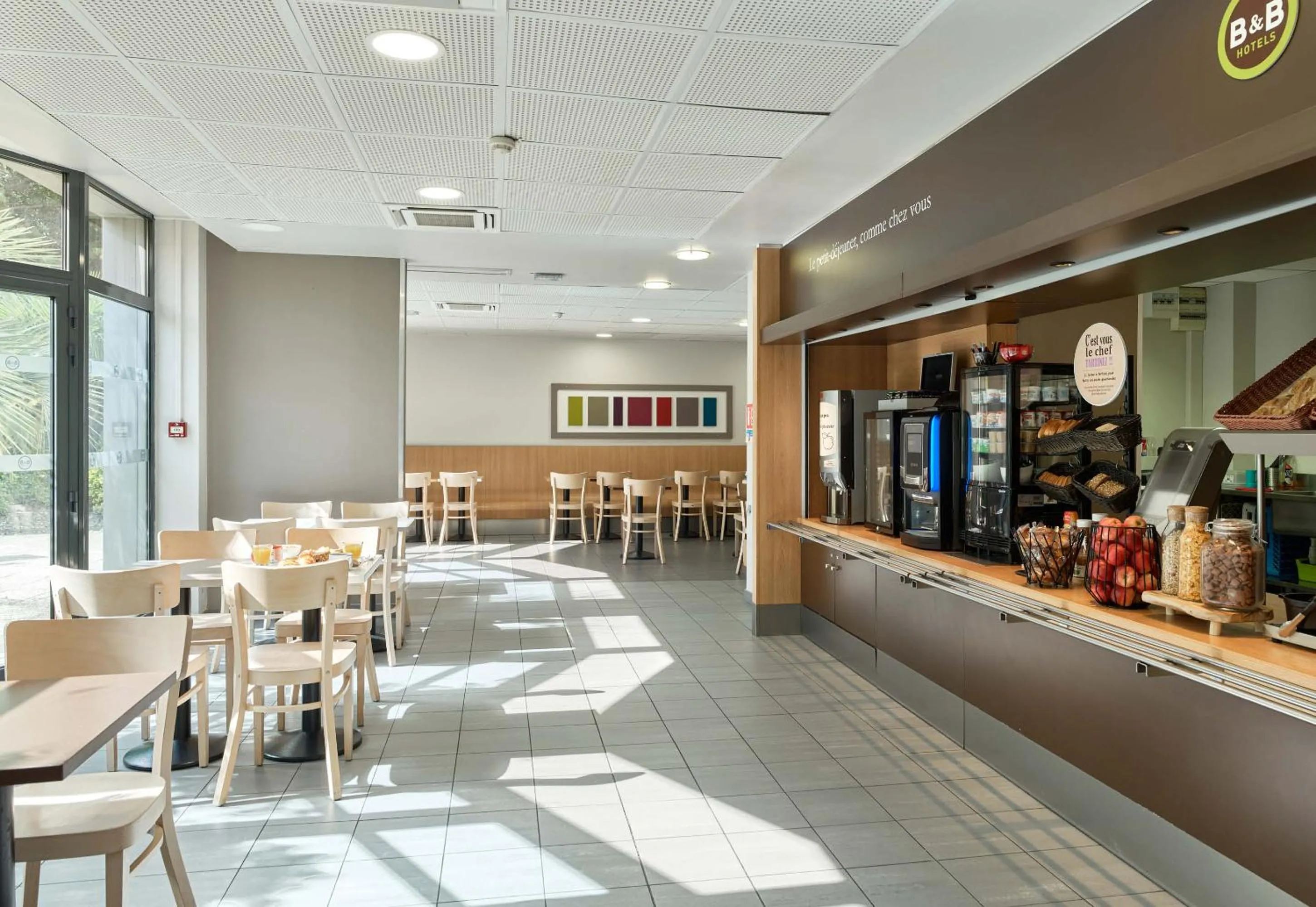 Restaurant/places to eat in B&B HOTEL Orly Rungis Aéroport 2 étoiles