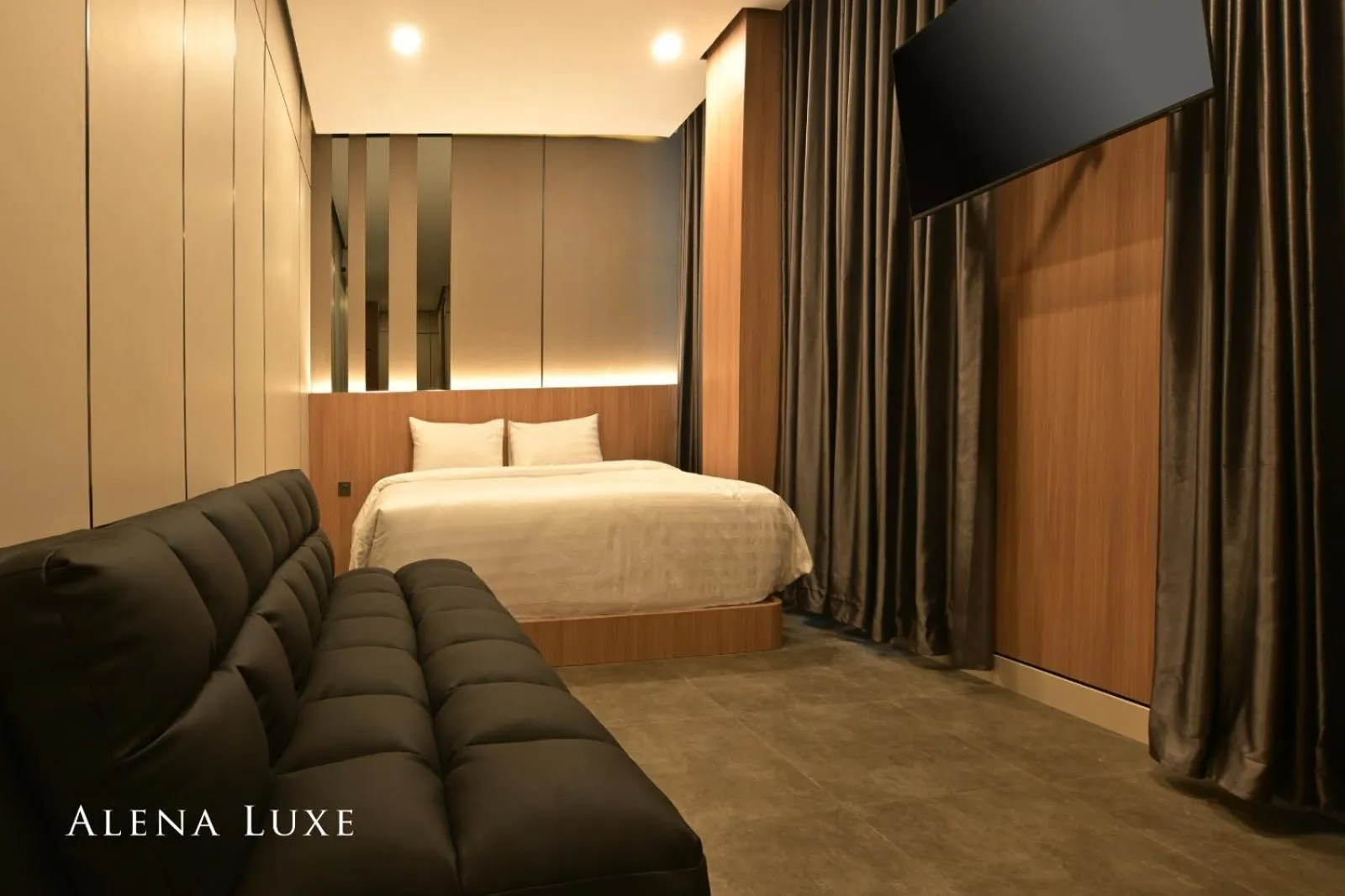 Alena Luxe Malioboro