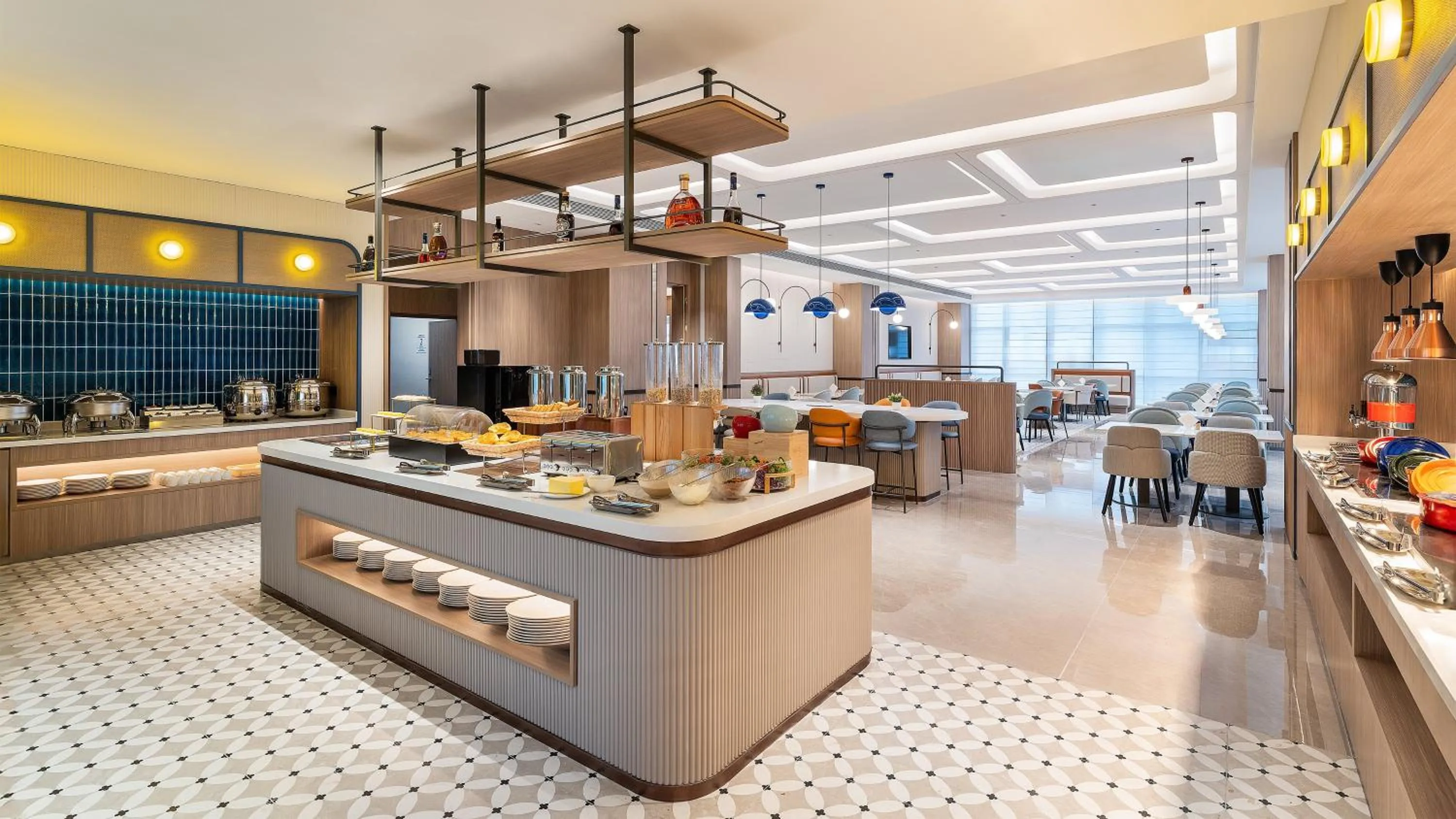 Restaurant/places to eat in Holiday Inn Express Kunming Dianchi Rixin Road by IHG