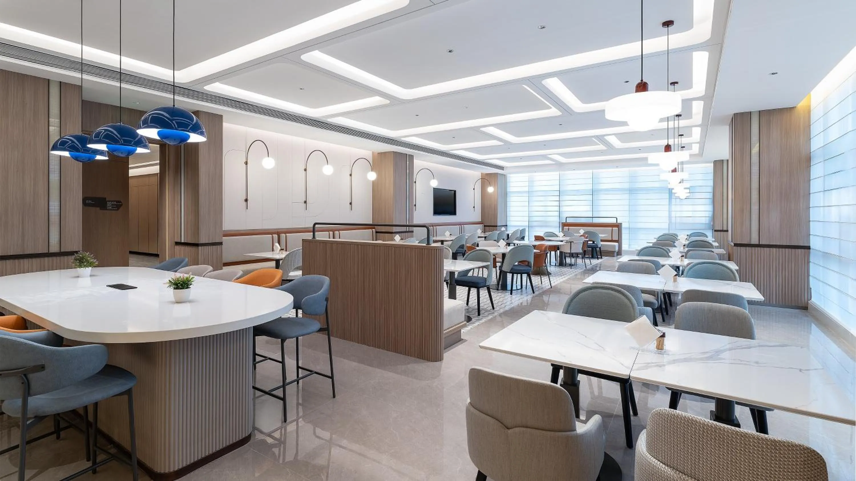 Restaurant/places to eat in Holiday Inn Express Kunming Dianchi Rixin Road by IHG