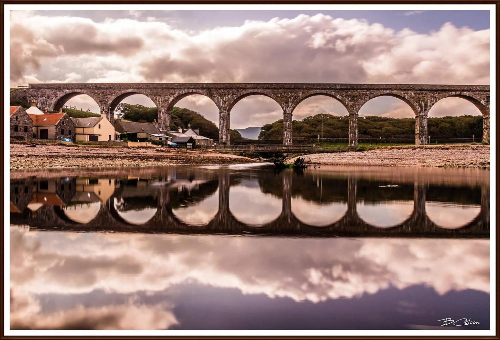 Nearby landmark in Grant Arms Hotel