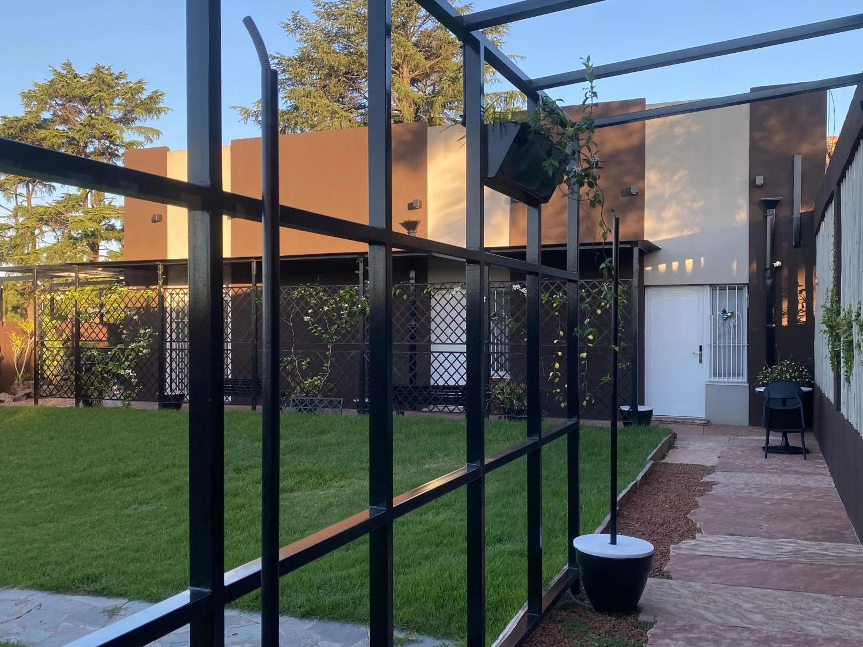 EZE Inn Boutique Hotel