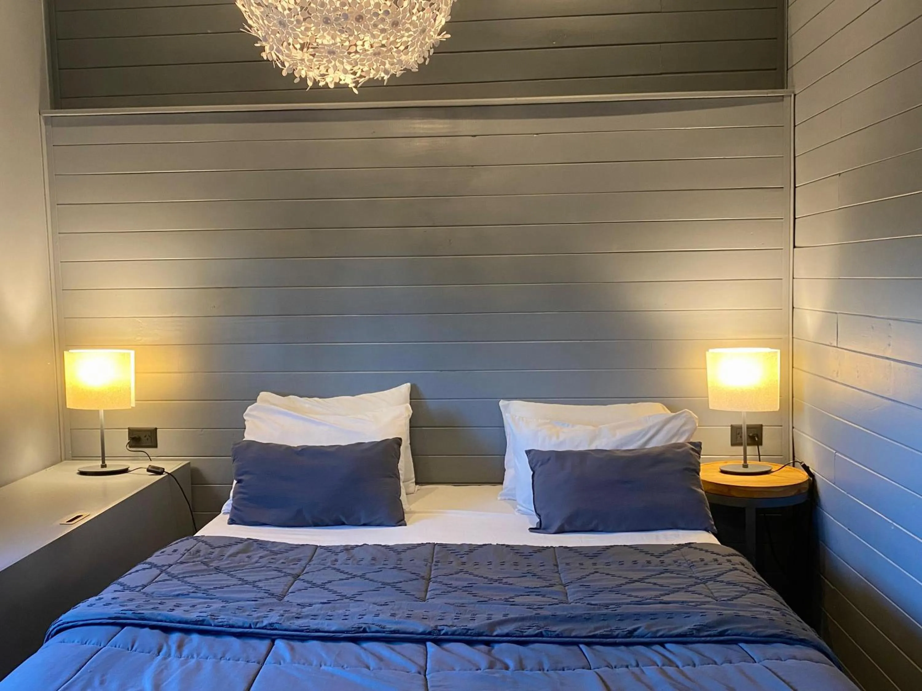 Bed in EZE Inn Boutique Hotel