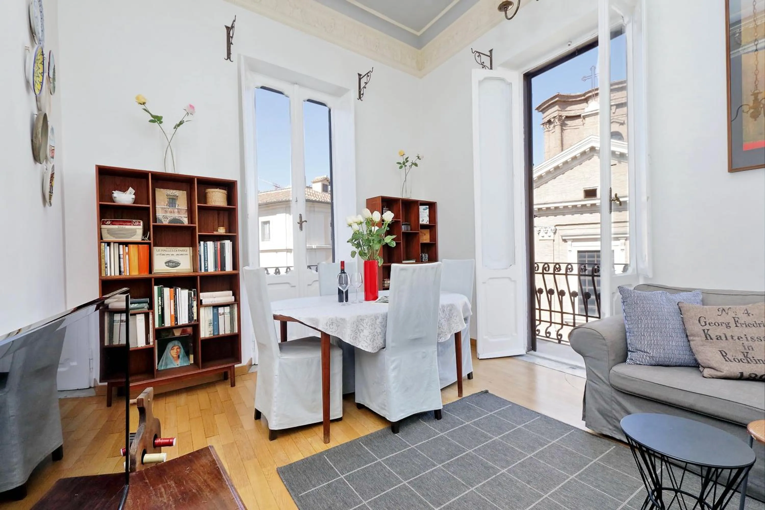 Living room in Spagna Penthouse