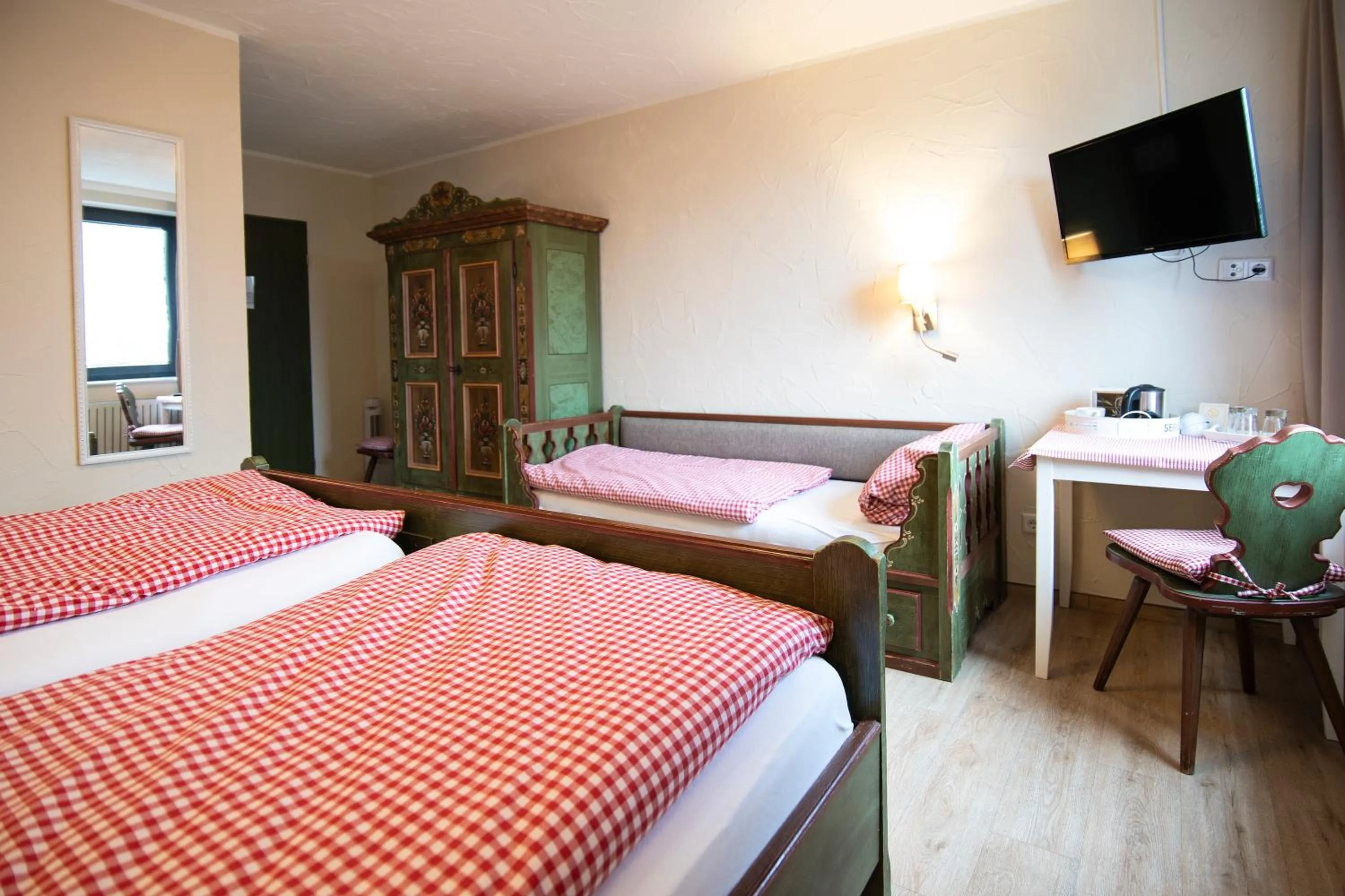 Bedroom, Bed in Landhotel-Restaurant Beckmann