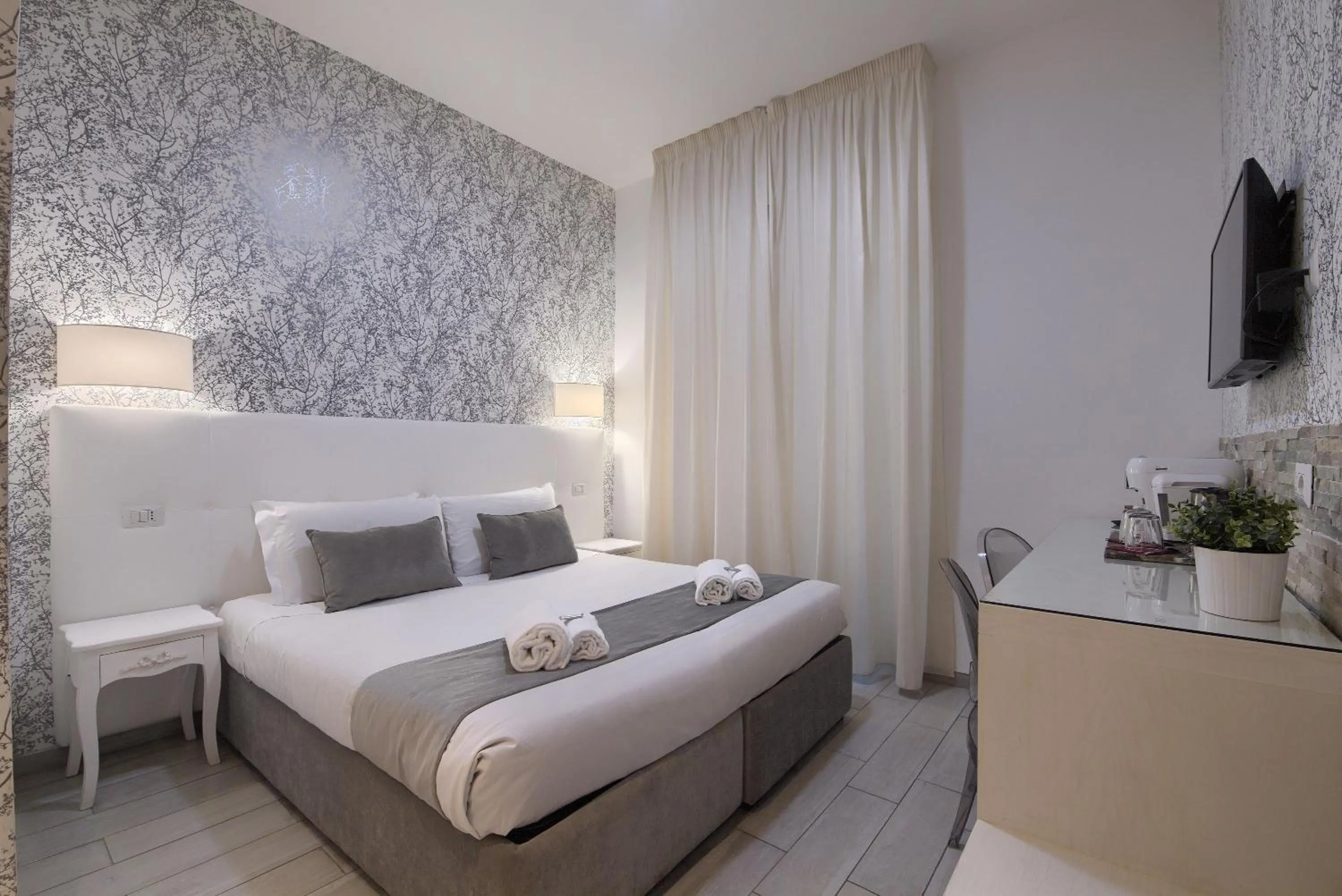 Bed in Vatican Tourist Inn