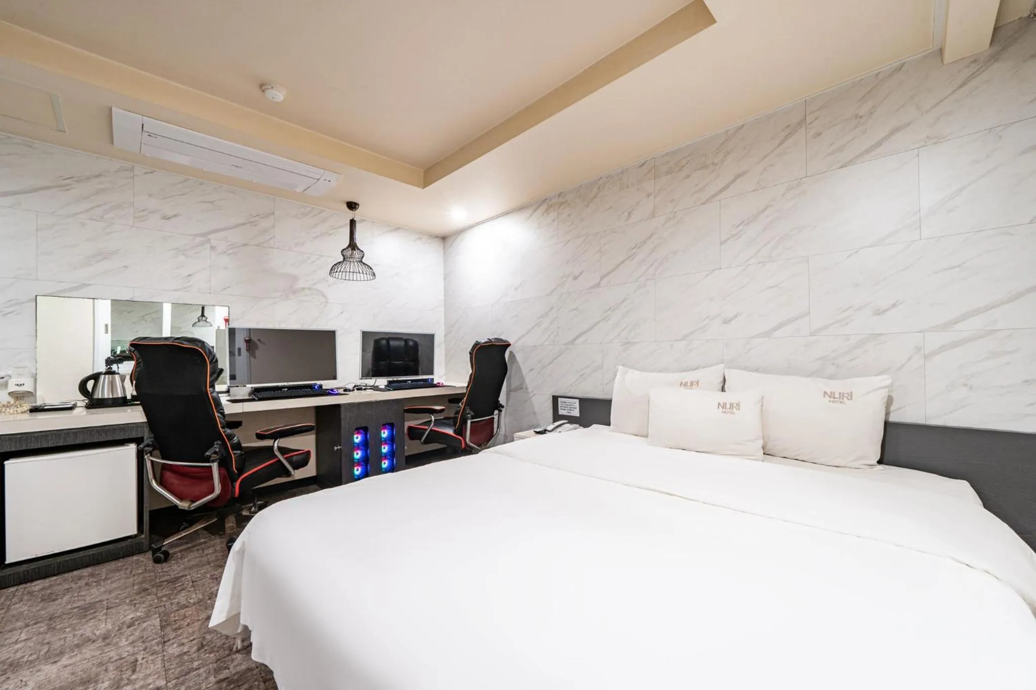 Bed in Busan Gwangalli Nuri Hotel