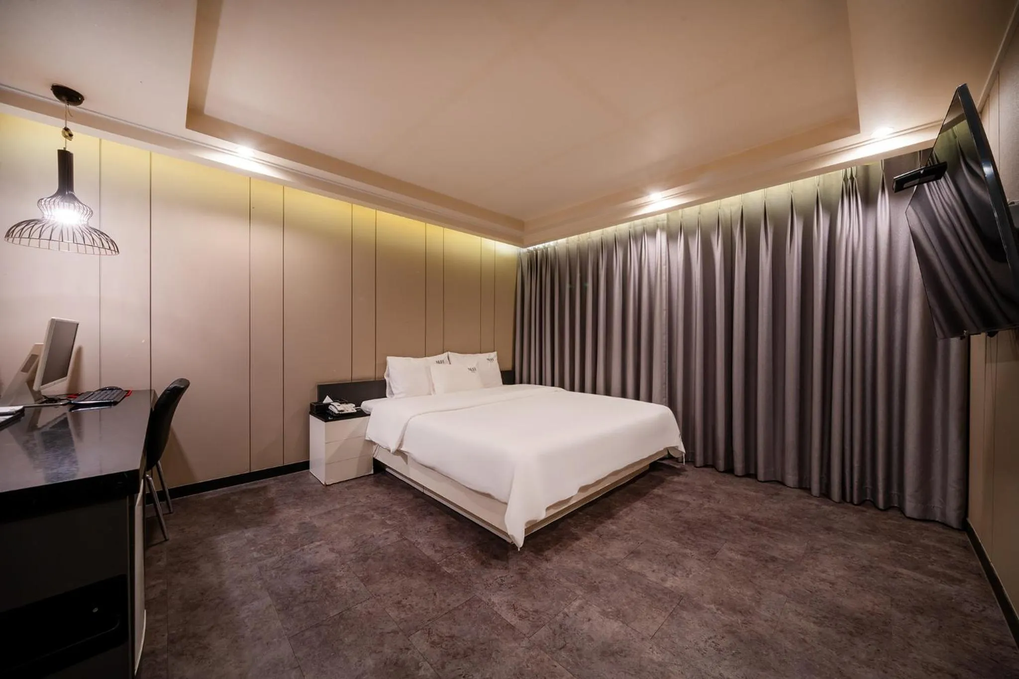 Bed in Busan Gwangalli Nuri Hotel