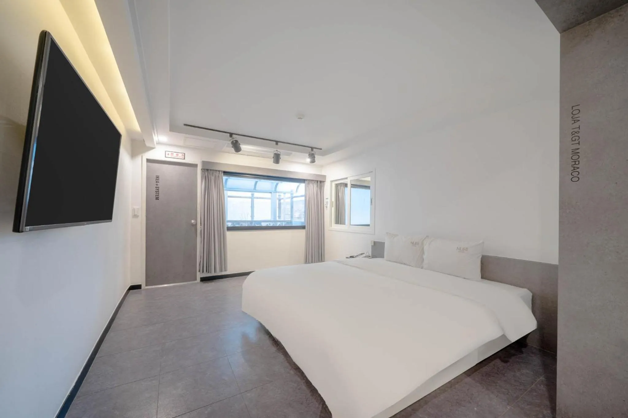 Bedroom, Bed in Busan Gwangalli Nuri Hotel