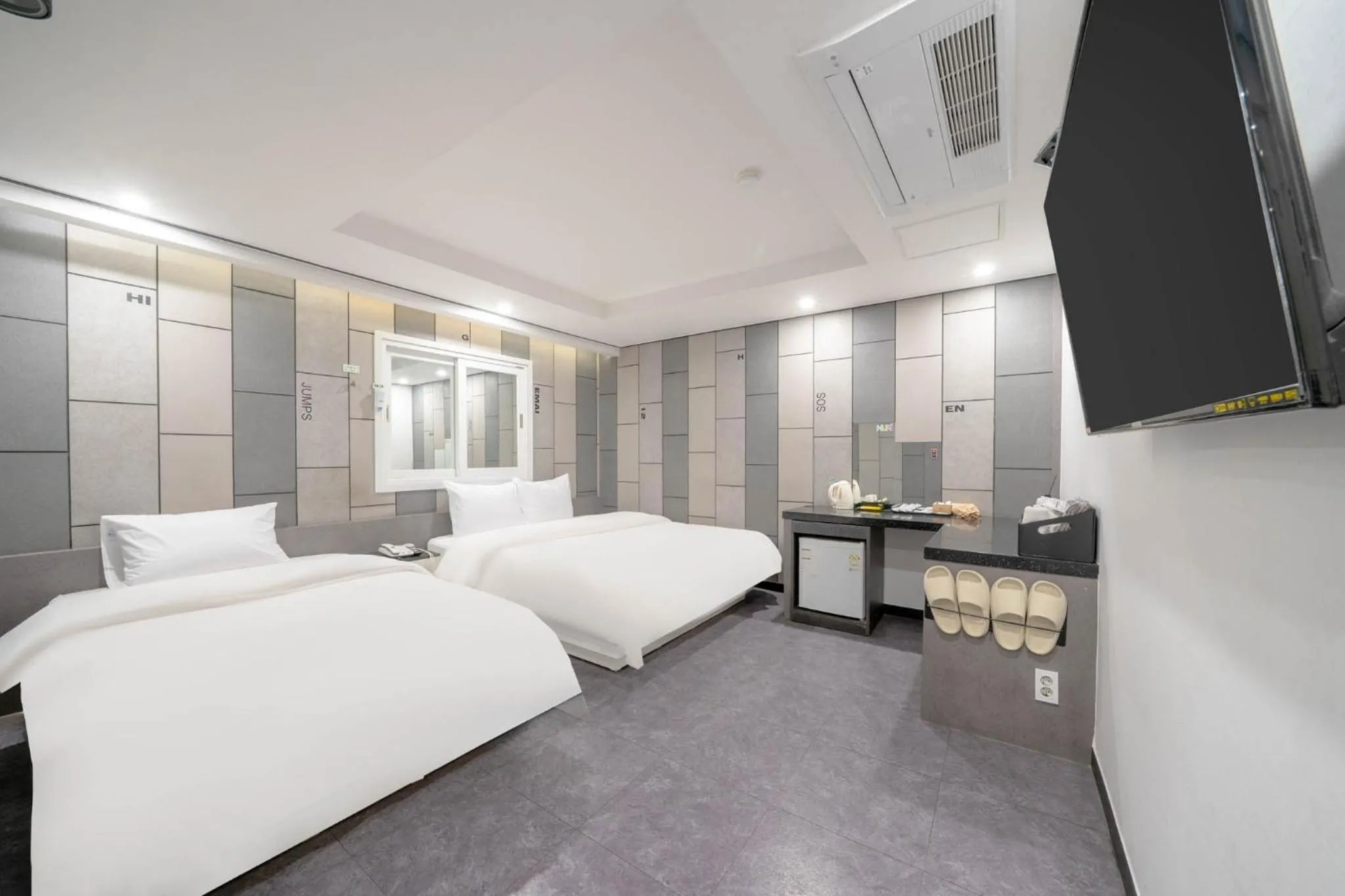 Bedroom, Bed in Busan Gwangalli Nuri Hotel