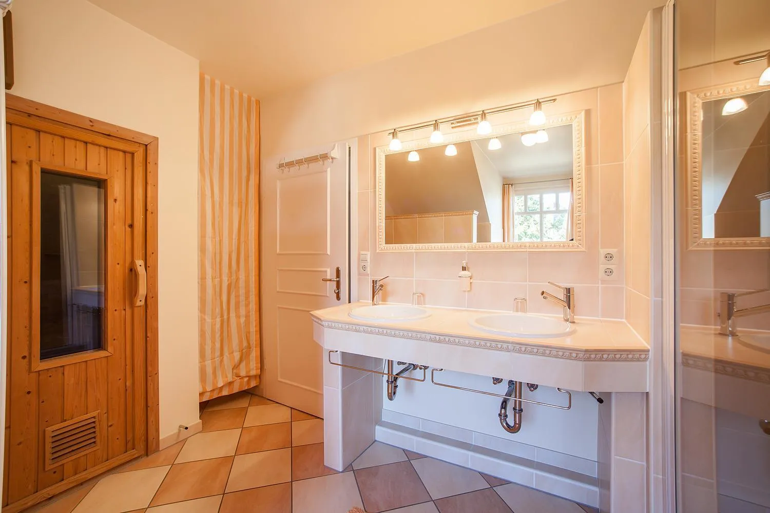 Bathroom in Bed & Breakfast Bigalke