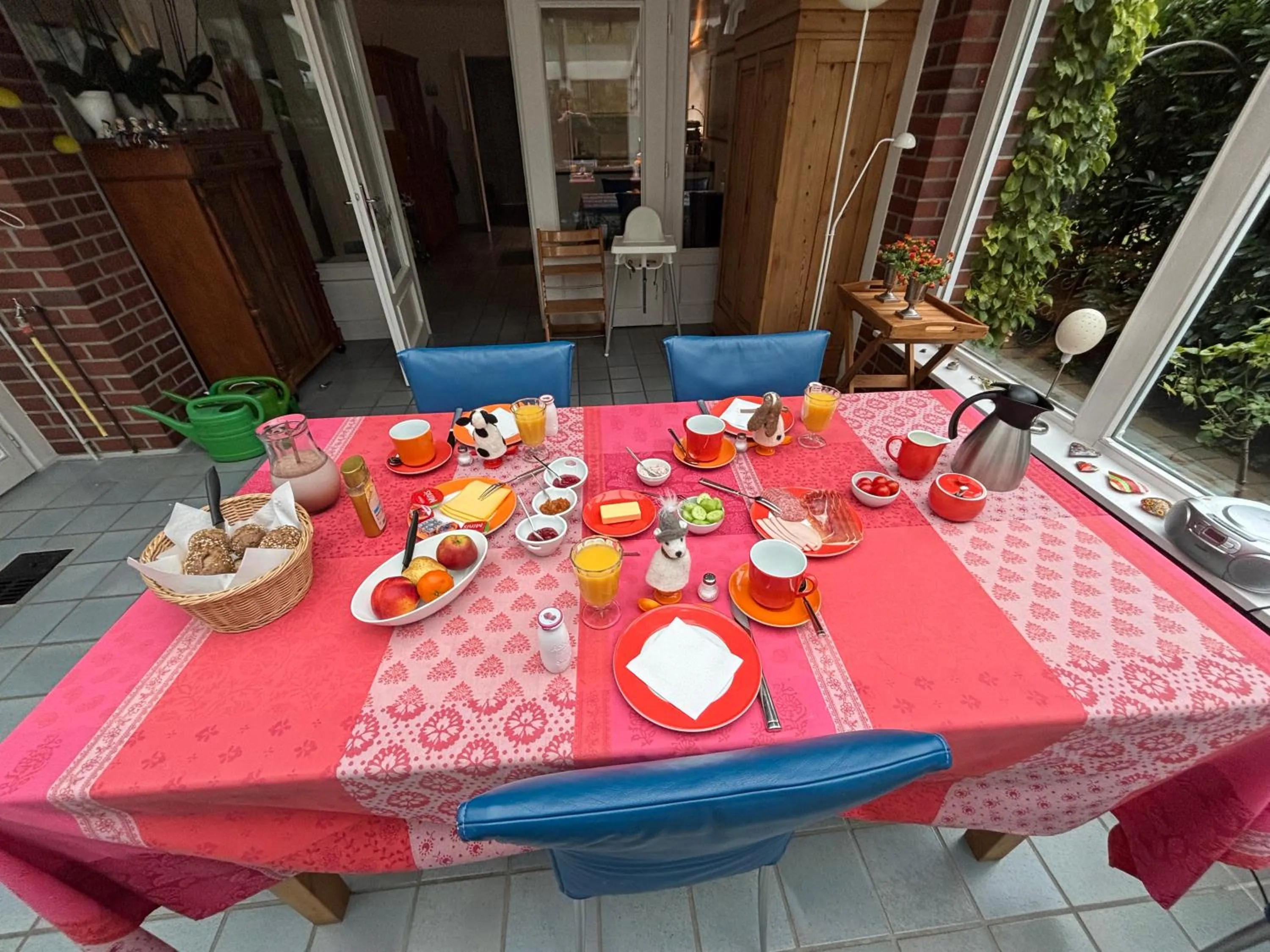 Dining area in Bed & Breakfast Bigalke