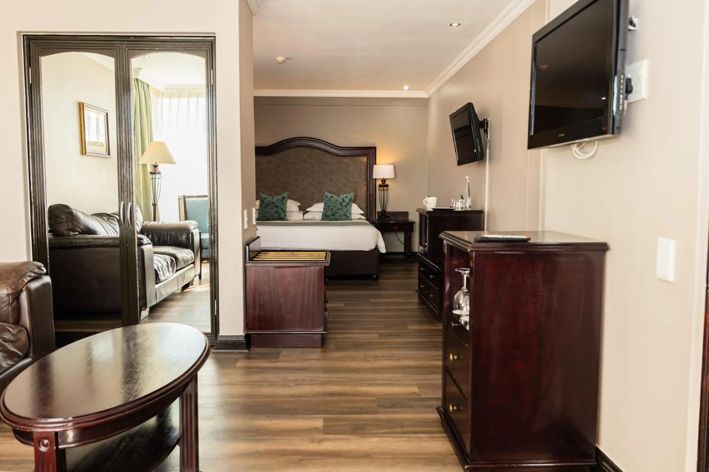 Bedroom, Bed in Premier Hotel Pretoria