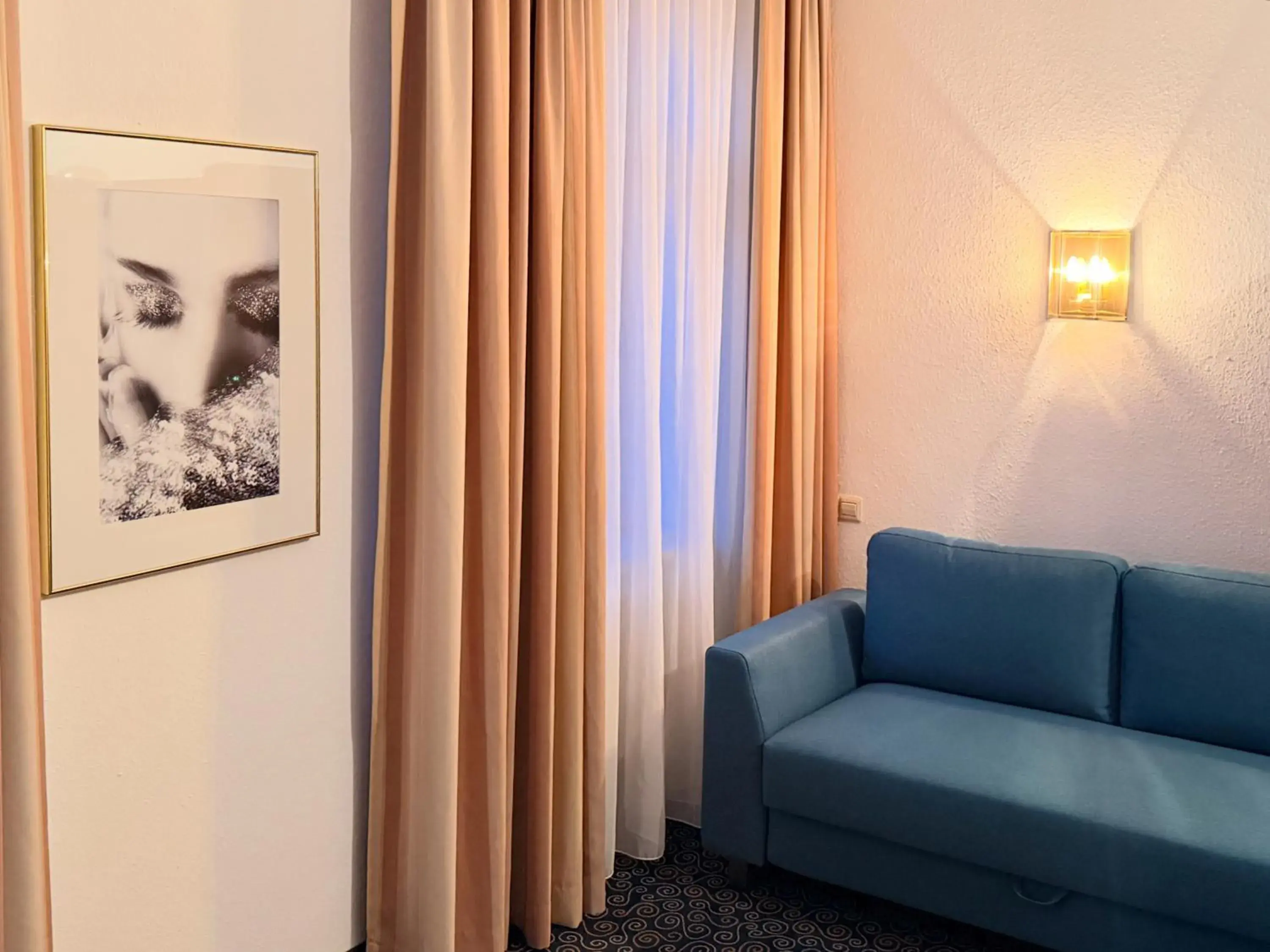 Junior Suite - single occupancy in Hotel Boulevard Junior Suite - single occupancy in Hotel Boulevard