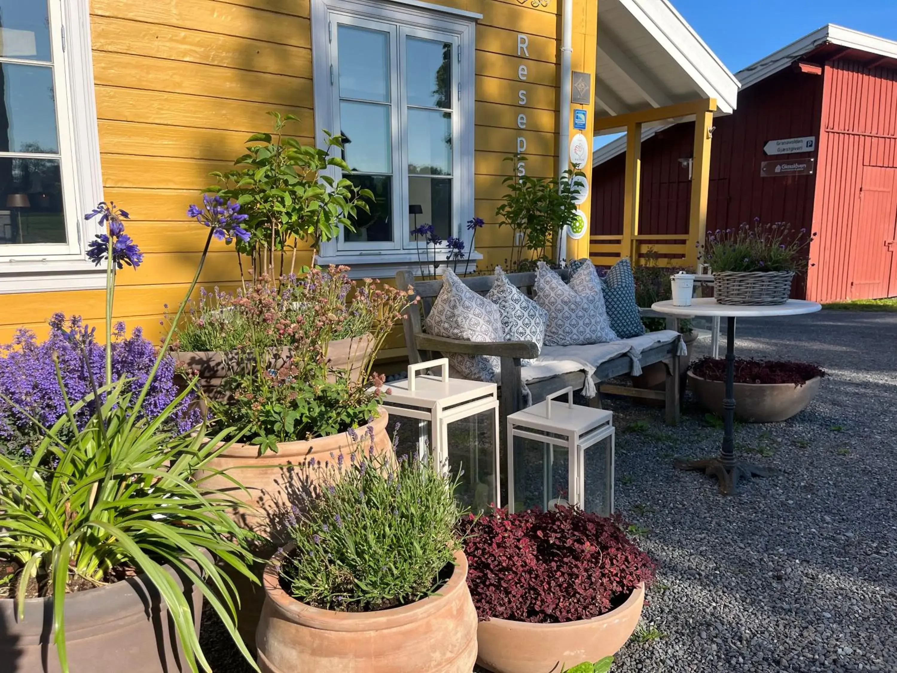 Lobby or reception in Granavolden Hotel & Gjæstgiveri Lobby or reception in Granavolden Hotel & Gjæstgiveri