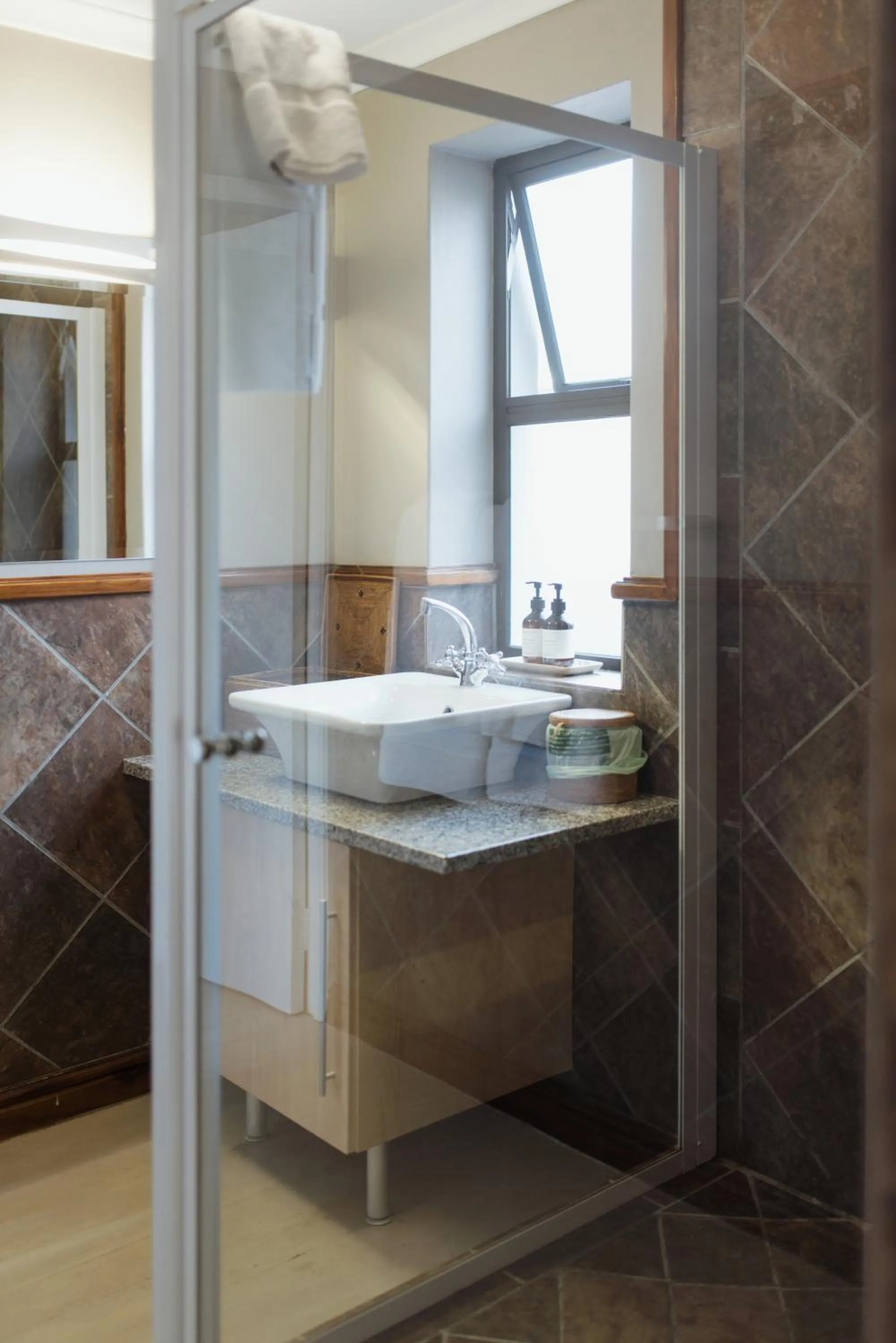 Shower, Bed in Whale Away Guest House