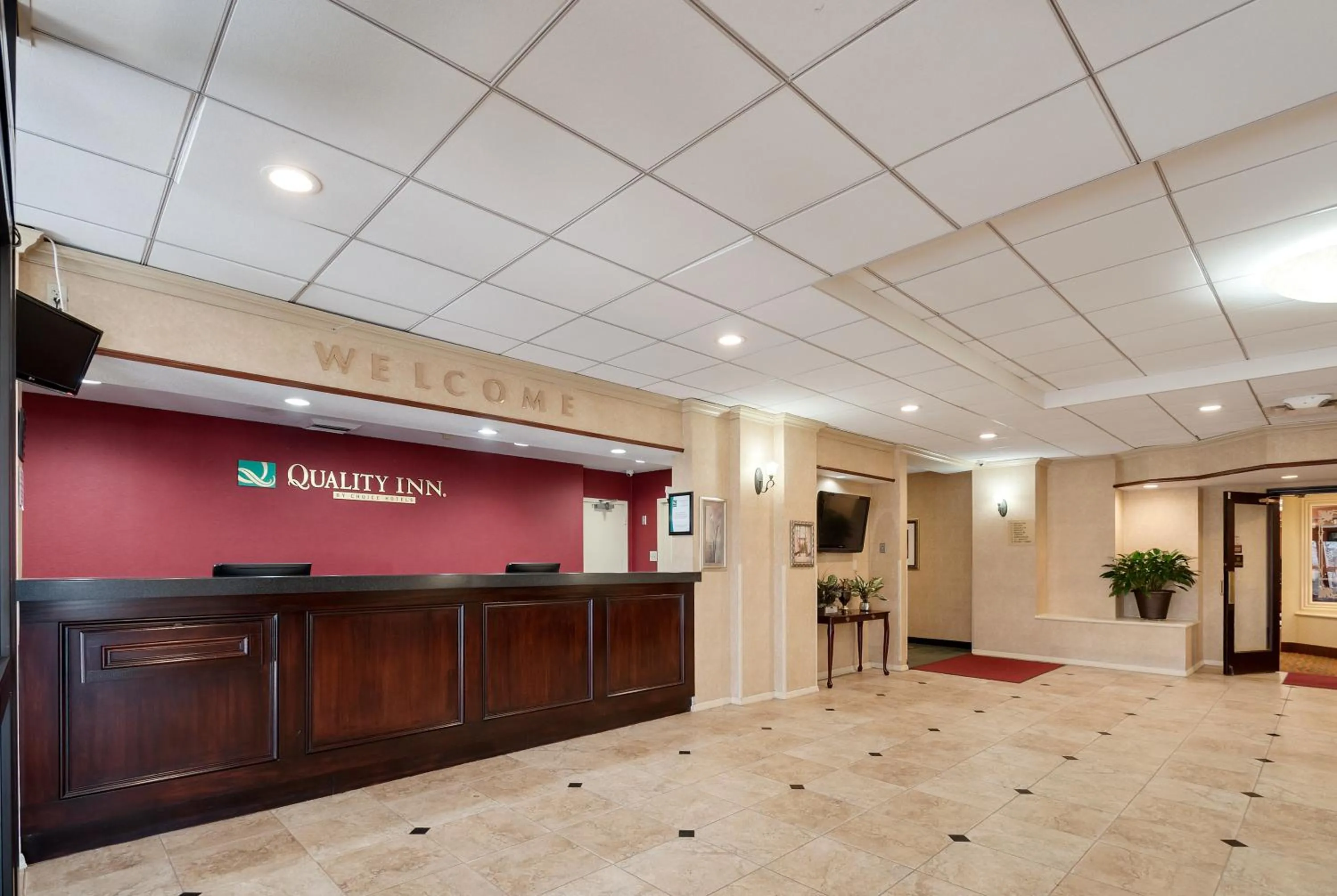 Lobby or reception in Quality Inn