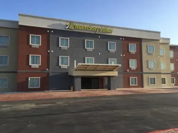 Property building in MainStay Suites Odessa I-20 Property building in MainStay Suites Odessa I-20