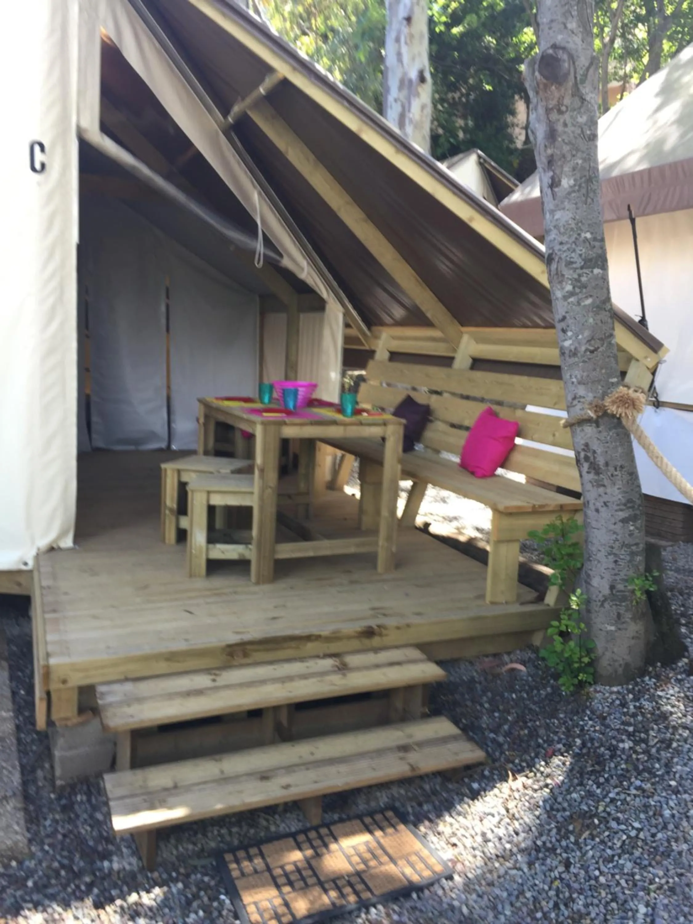 Photo of the whole room in Camping les Orangers