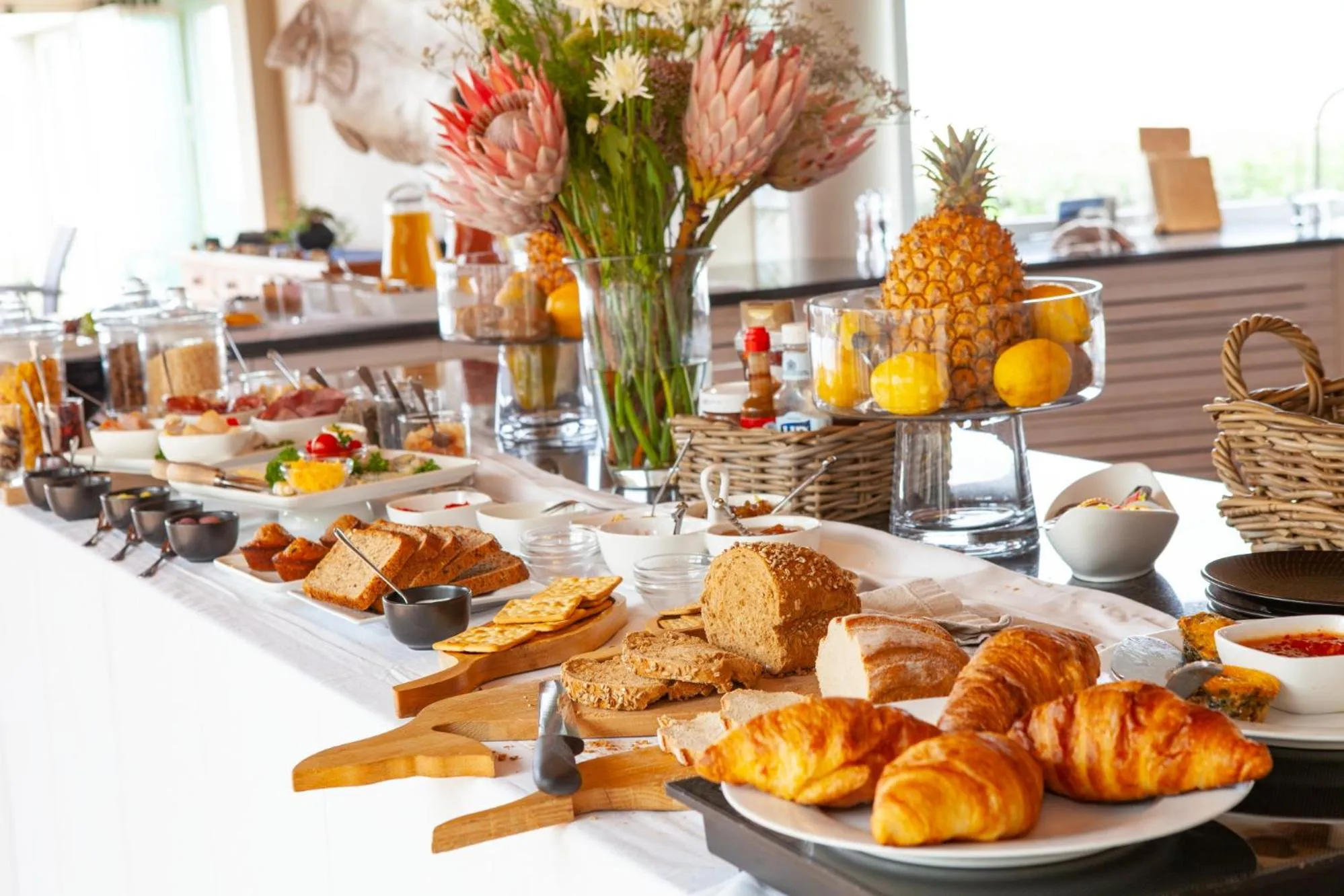 Breakfast in Periwinkle Lodge Guest House