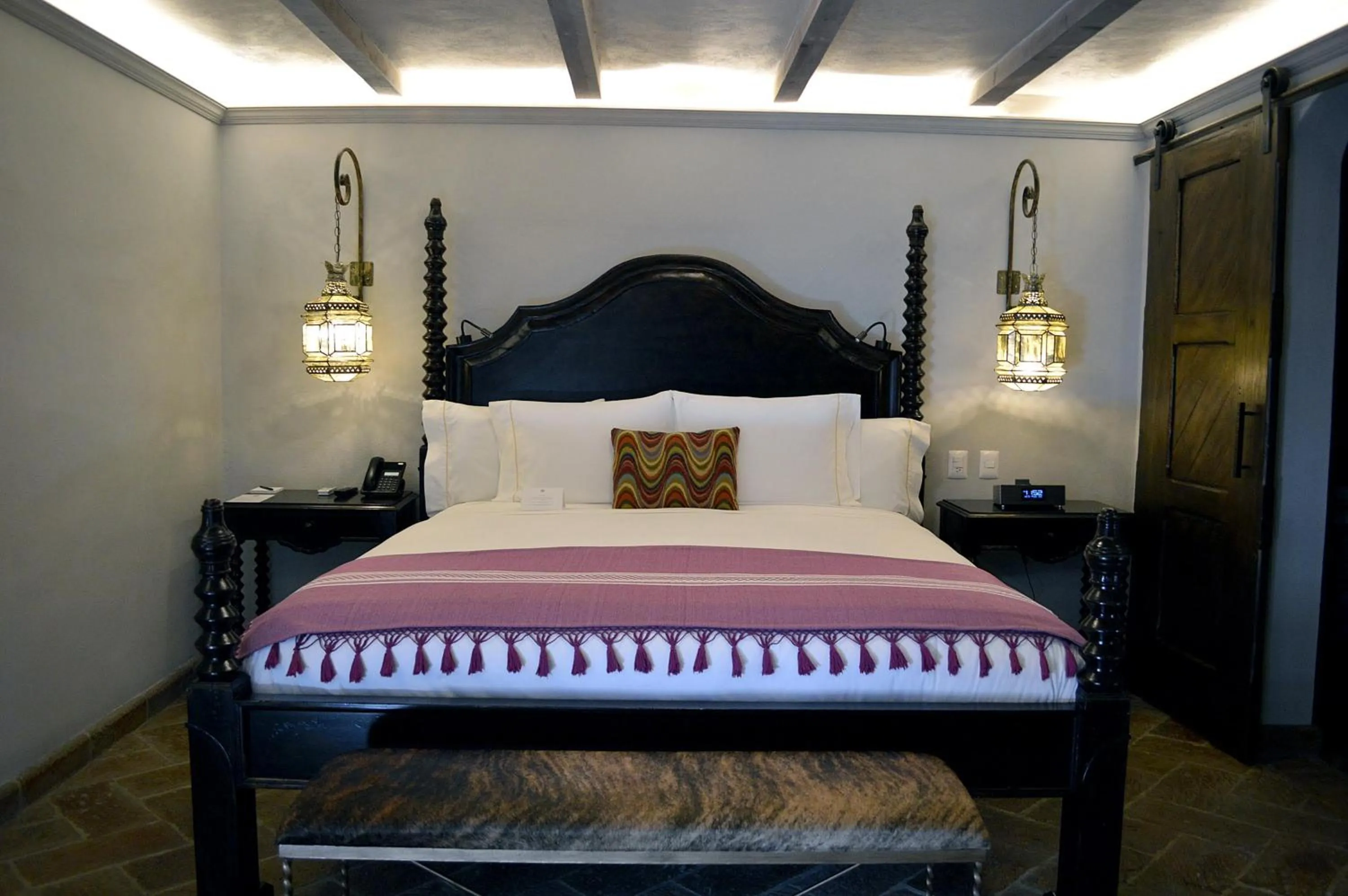 Bed in Casa 1810 Hotel Boutique