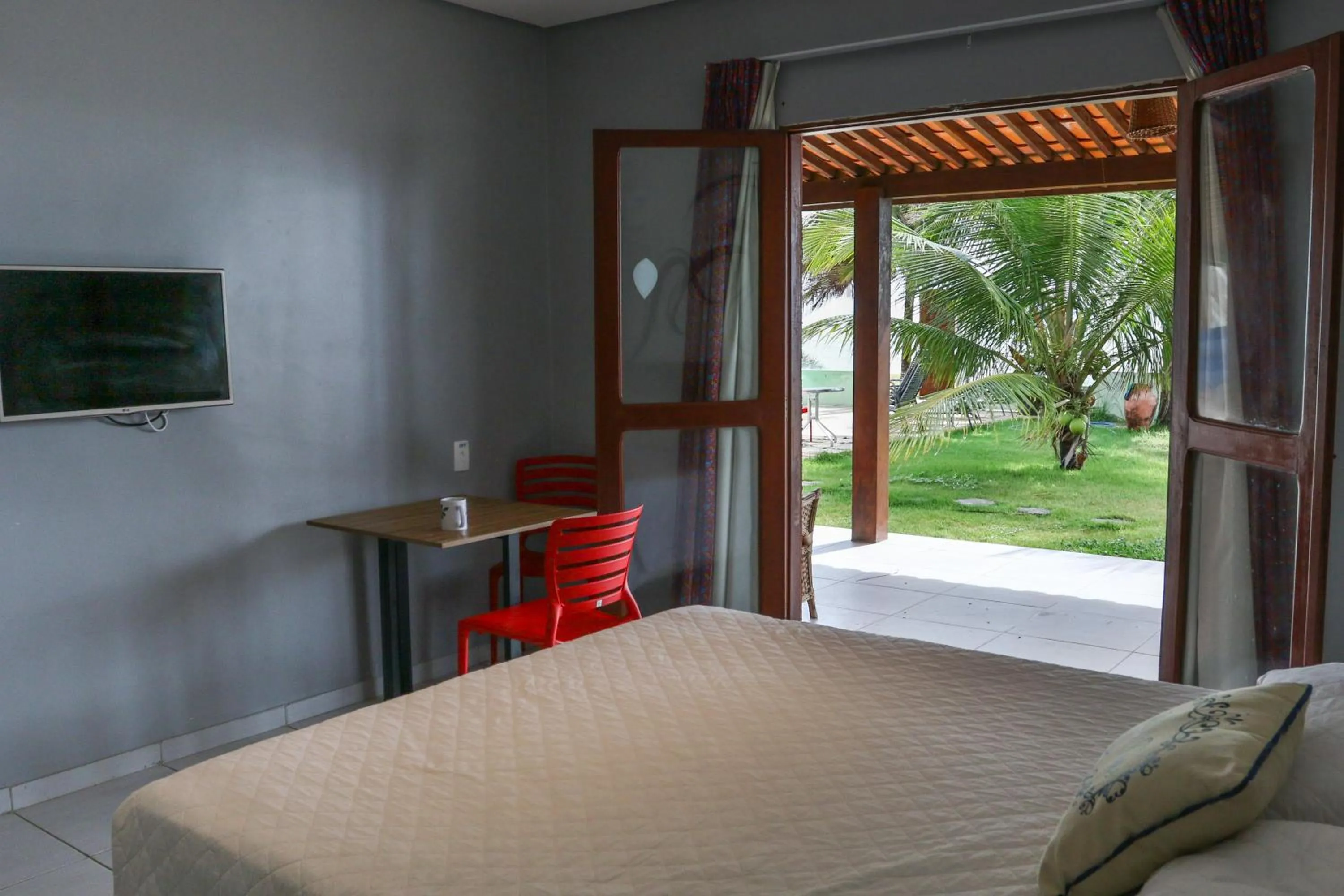 Day, Bed in NUMAR Hotel