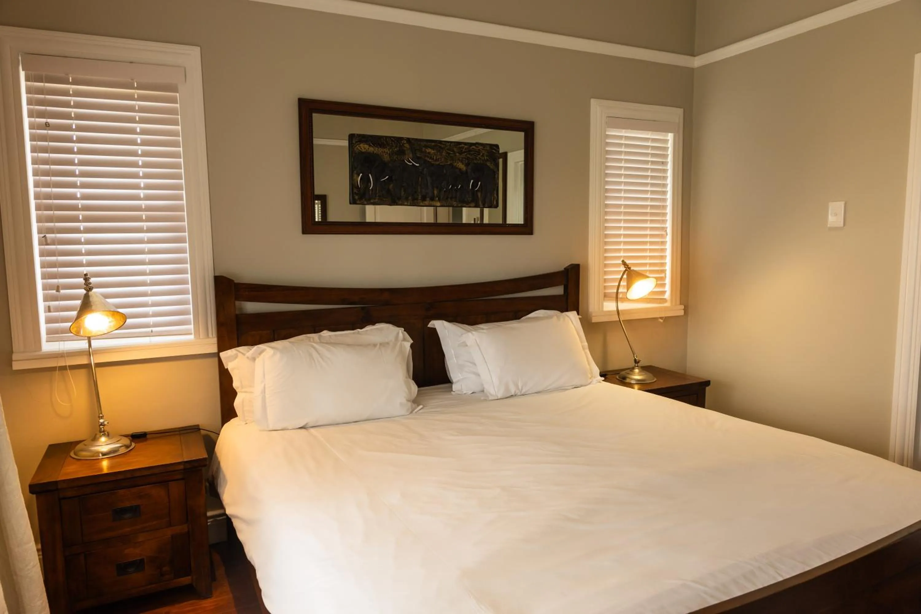 Bed in Premier Resort Mpongo Private Game Reserve