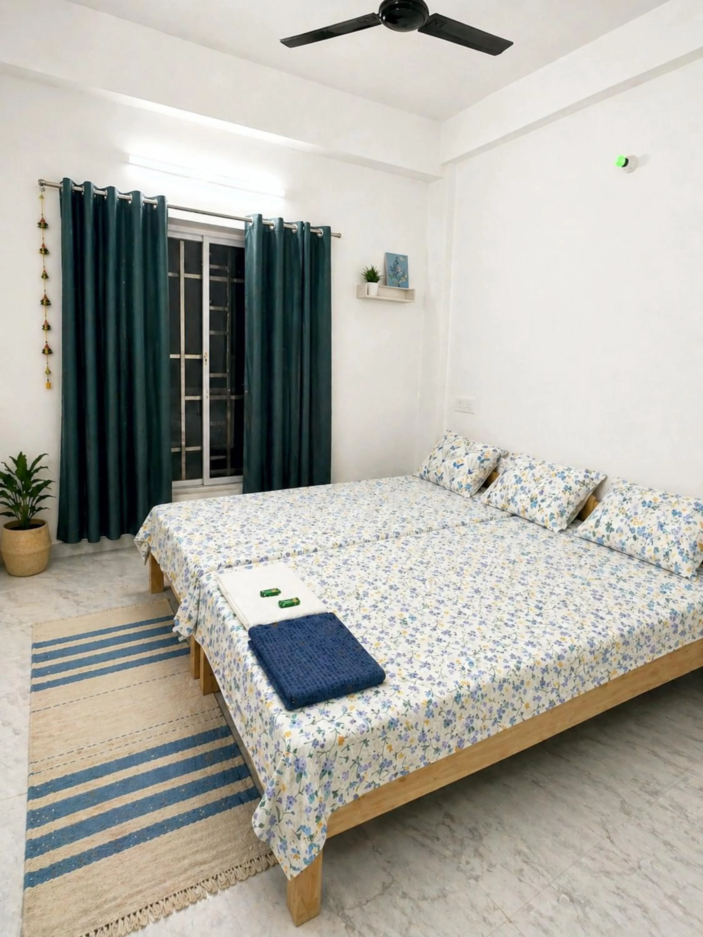 Bedroom, Bed in The Travellers Nest