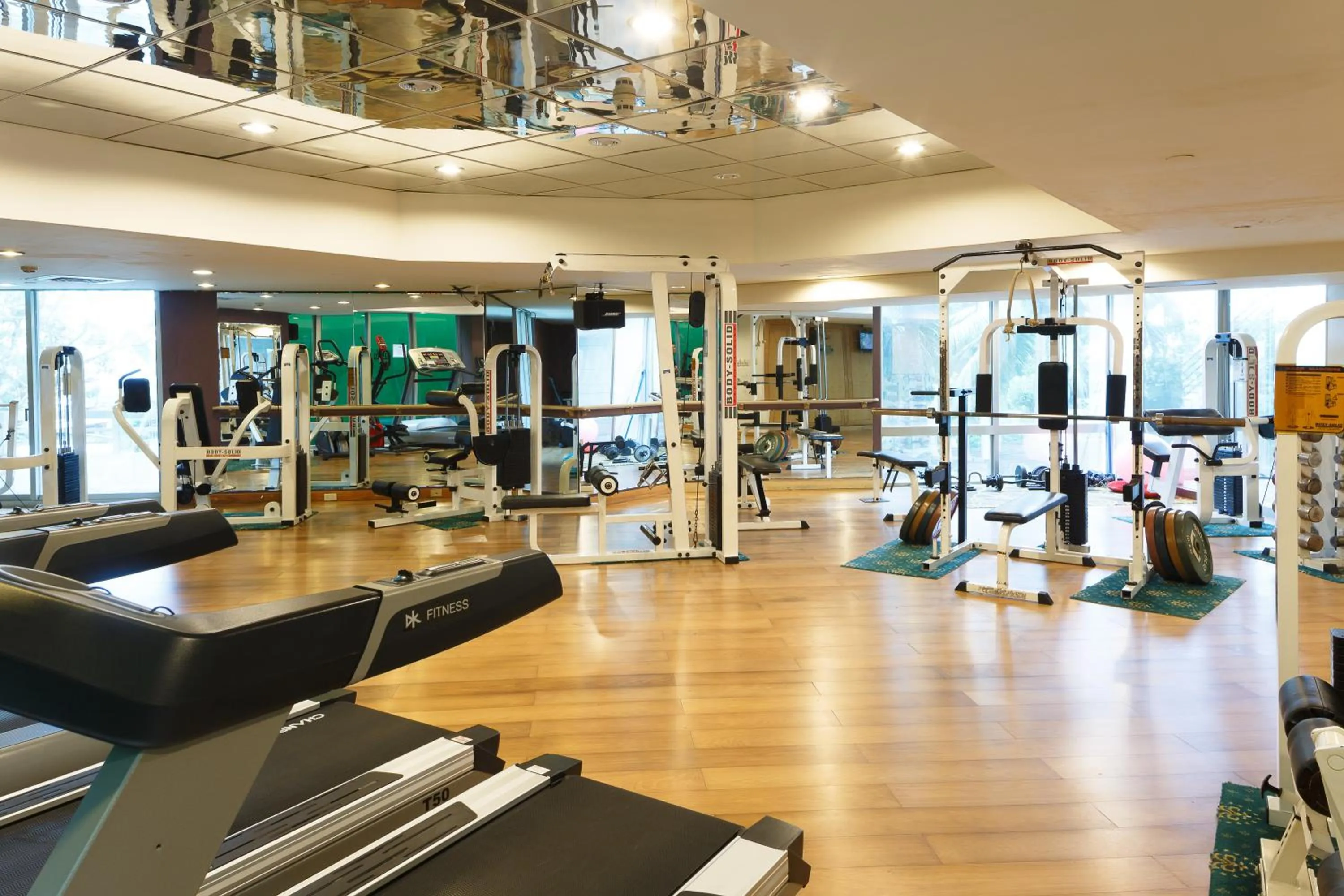 Fitness centre/facilities in Palasia Hotel