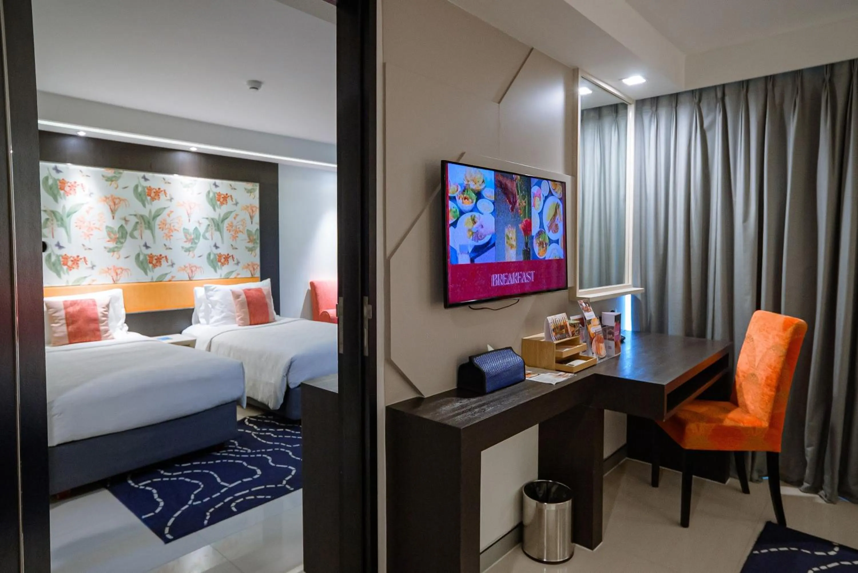 Bed in Hotel Clover Asoke - SHA Extra Plus