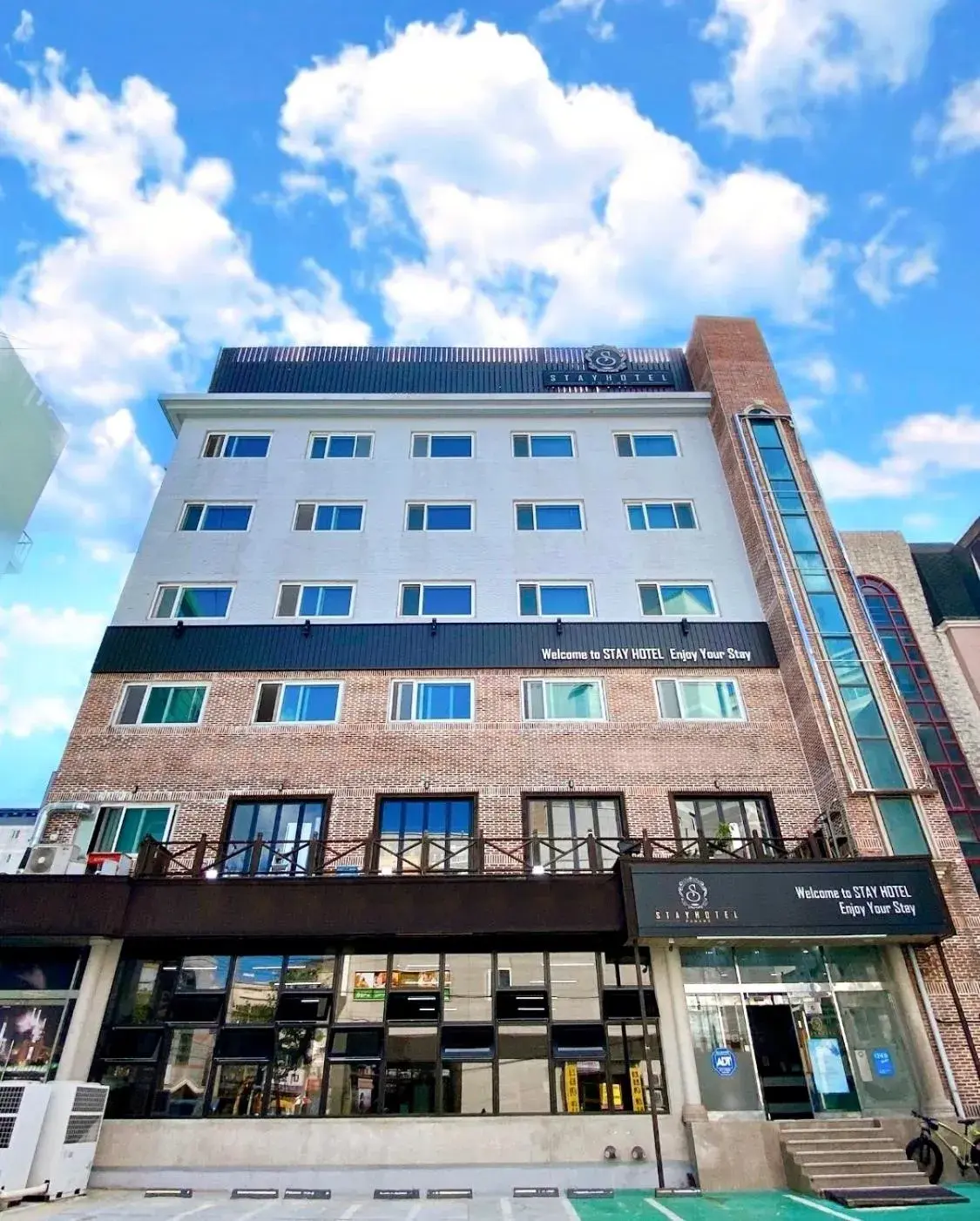 Property building in Stay Pohang Hotel Property building in Stay Pohang Hotel