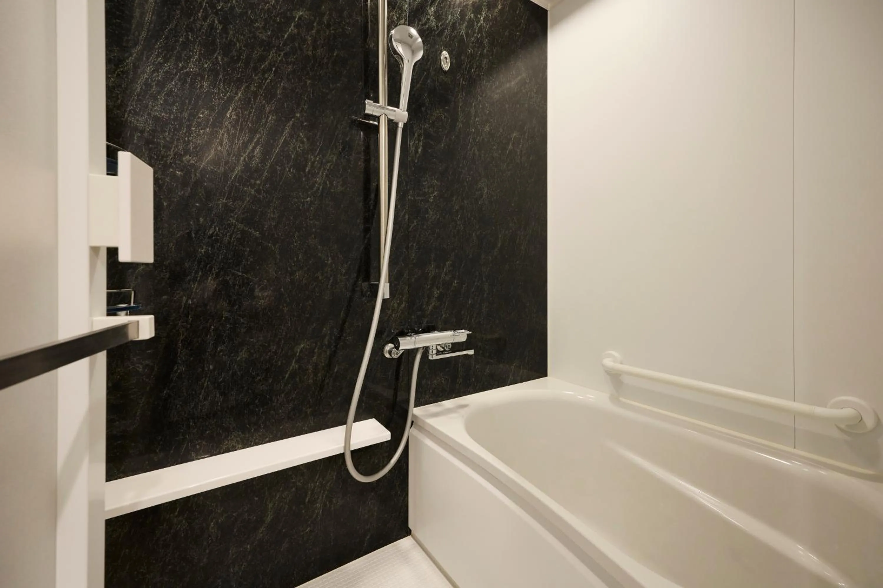 Bathroom in WAYPOINT TSUKIJI Tokyo