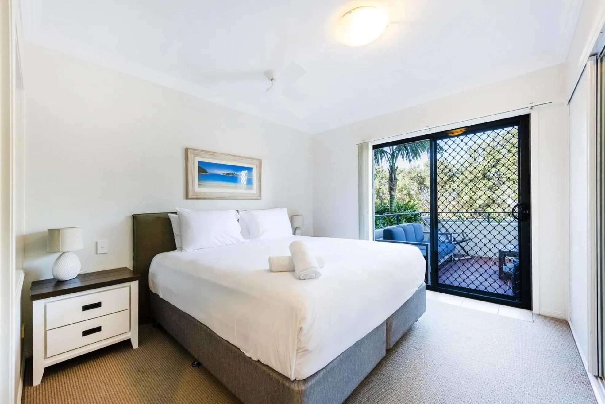 Bed in The Breakers Yamba