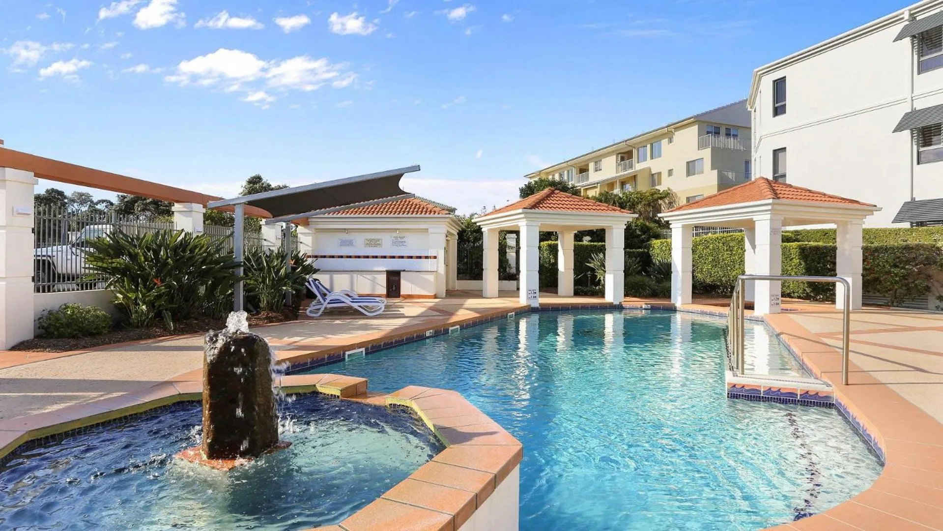 The Breakers Yamba