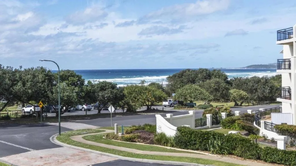 Sea view in The Breakers Yamba