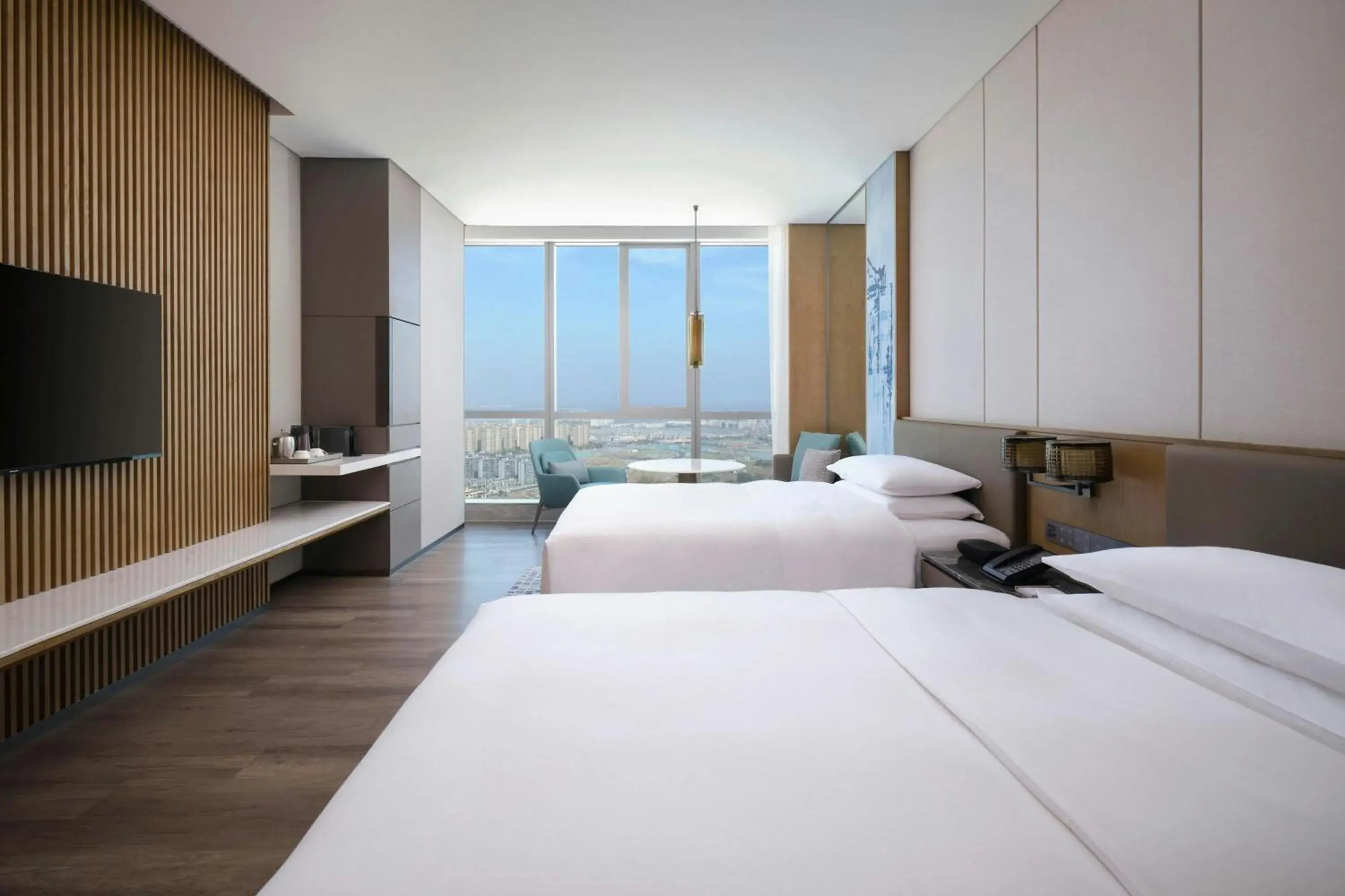 Deluxe Double Room with Two Double Beds and City View in Huzhou Marriott Hotel Nanxun Deluxe Double Room with Two Double Beds and City View in Huzhou Marriott Hotel Nanxun