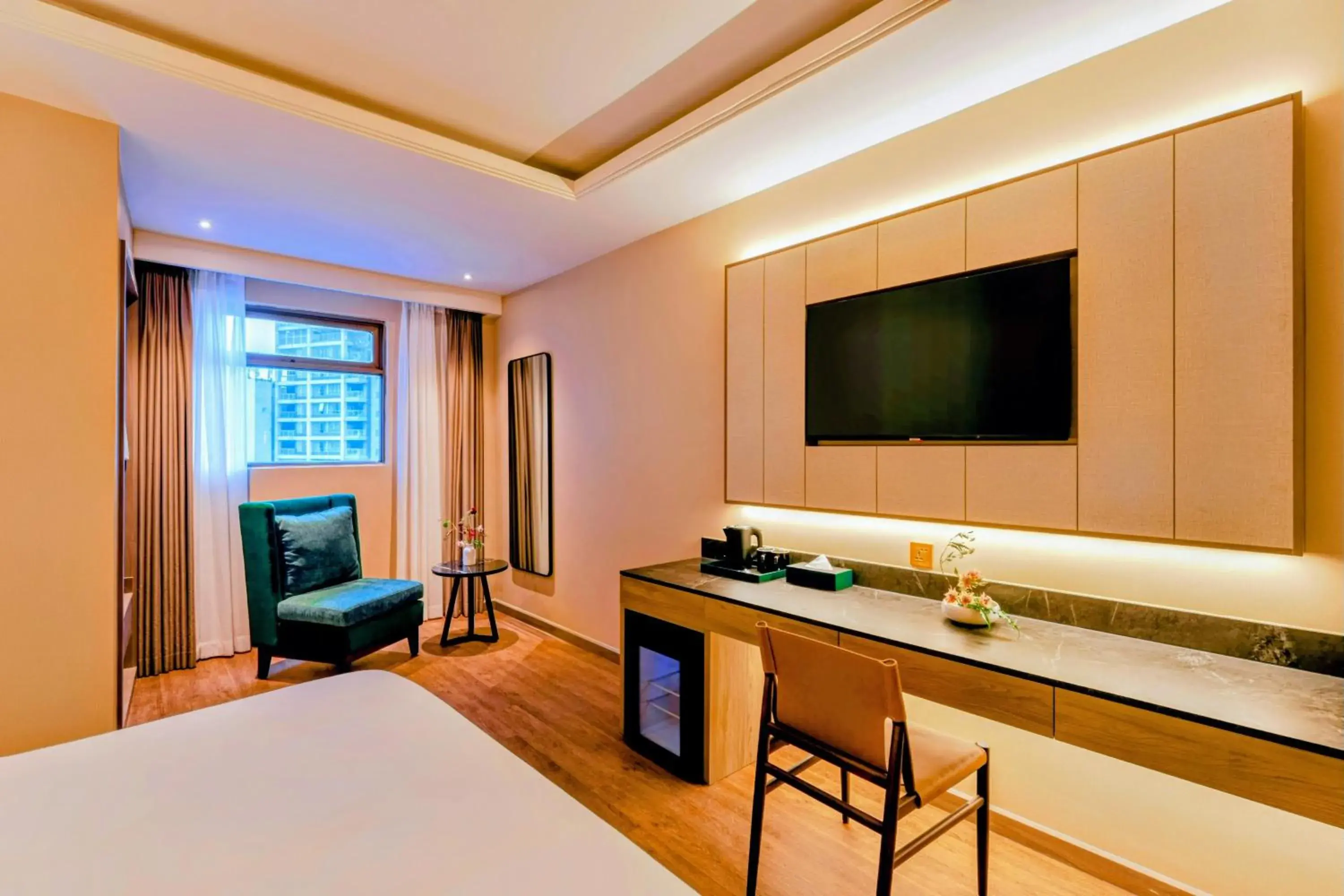 Premier Bathtub City View, Free Afternoon Tea in NiK Hotel Thi Sach Premier Bathtub City View, Free Afternoon Tea in NiK Hotel Thi Sach