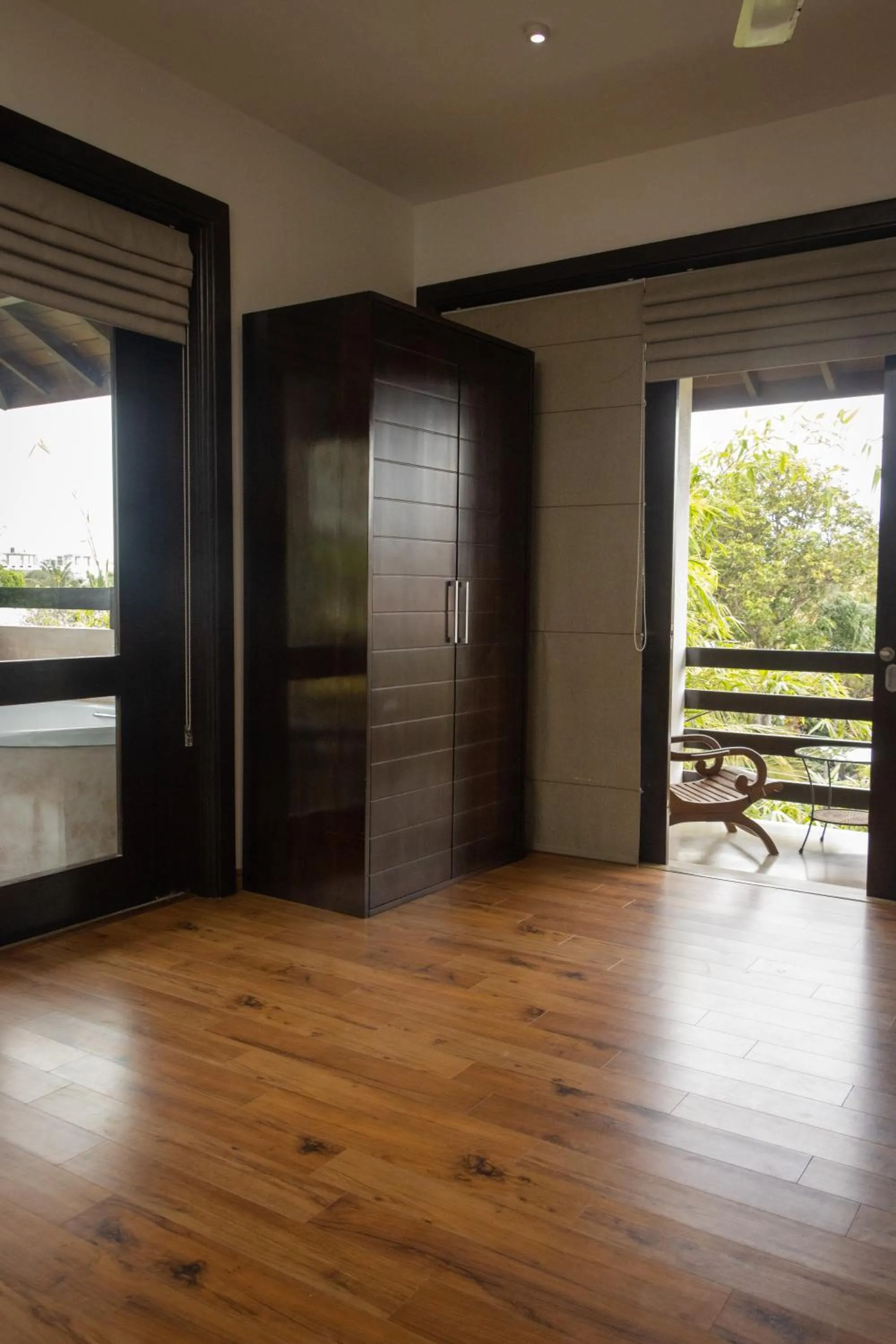 wardrobe in Terrace Green Hotel and Spa - Free Airport Shuttle Service